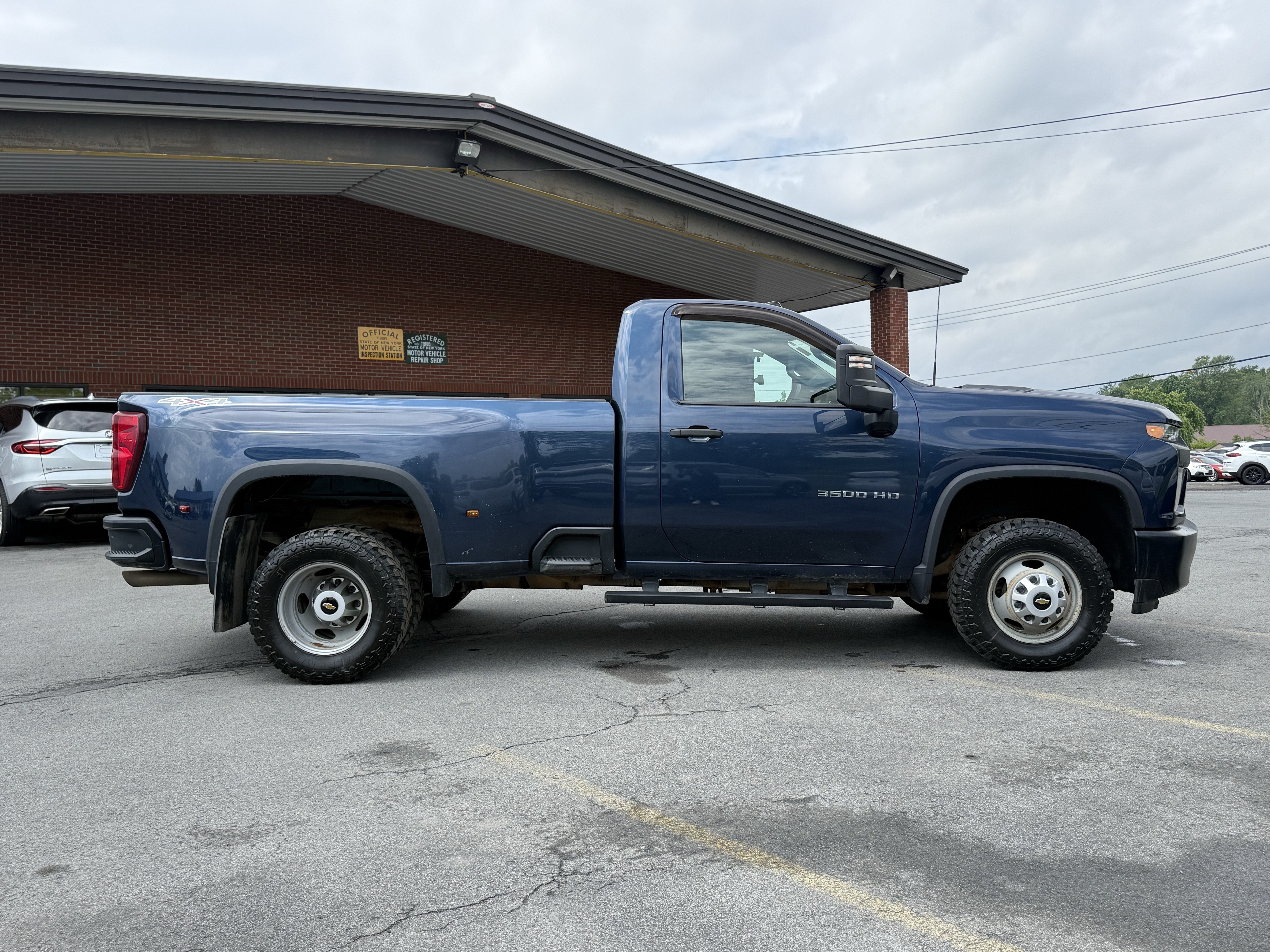2022 Chevrolet Silverado 3500HD Work Truck