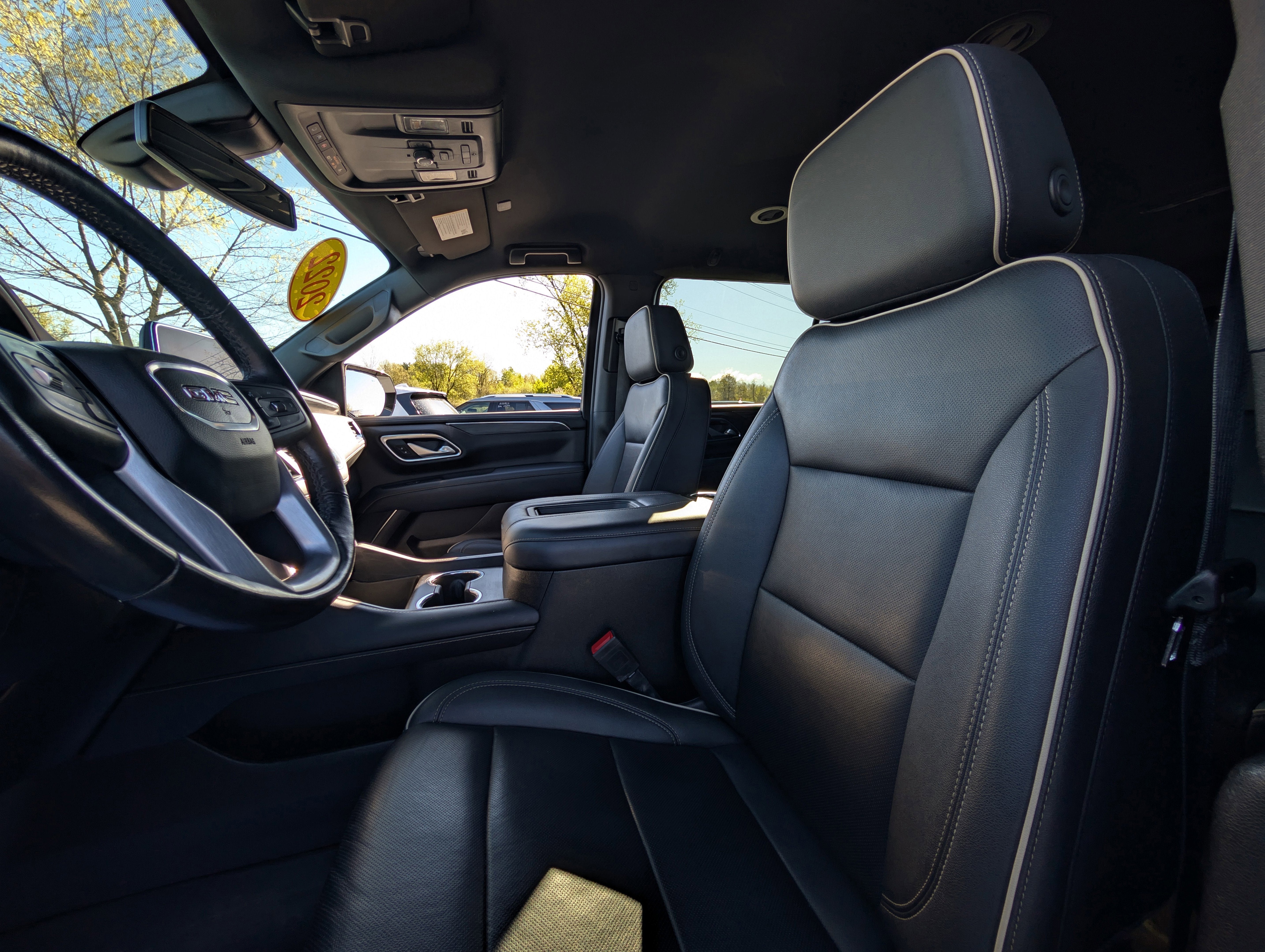 2022 GMC Yukon XL SLT