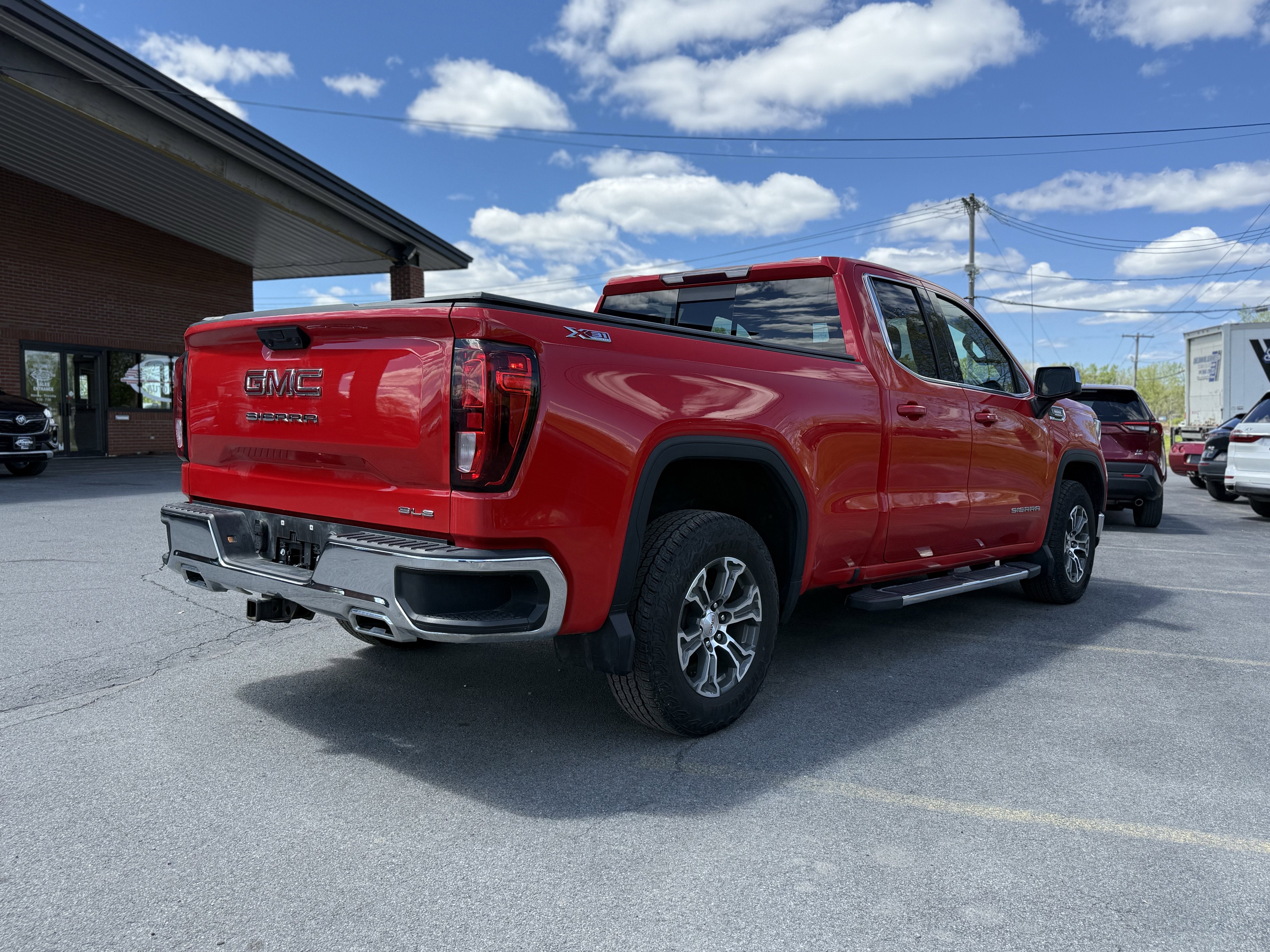 2023 GMC Sierra 1500 SLE