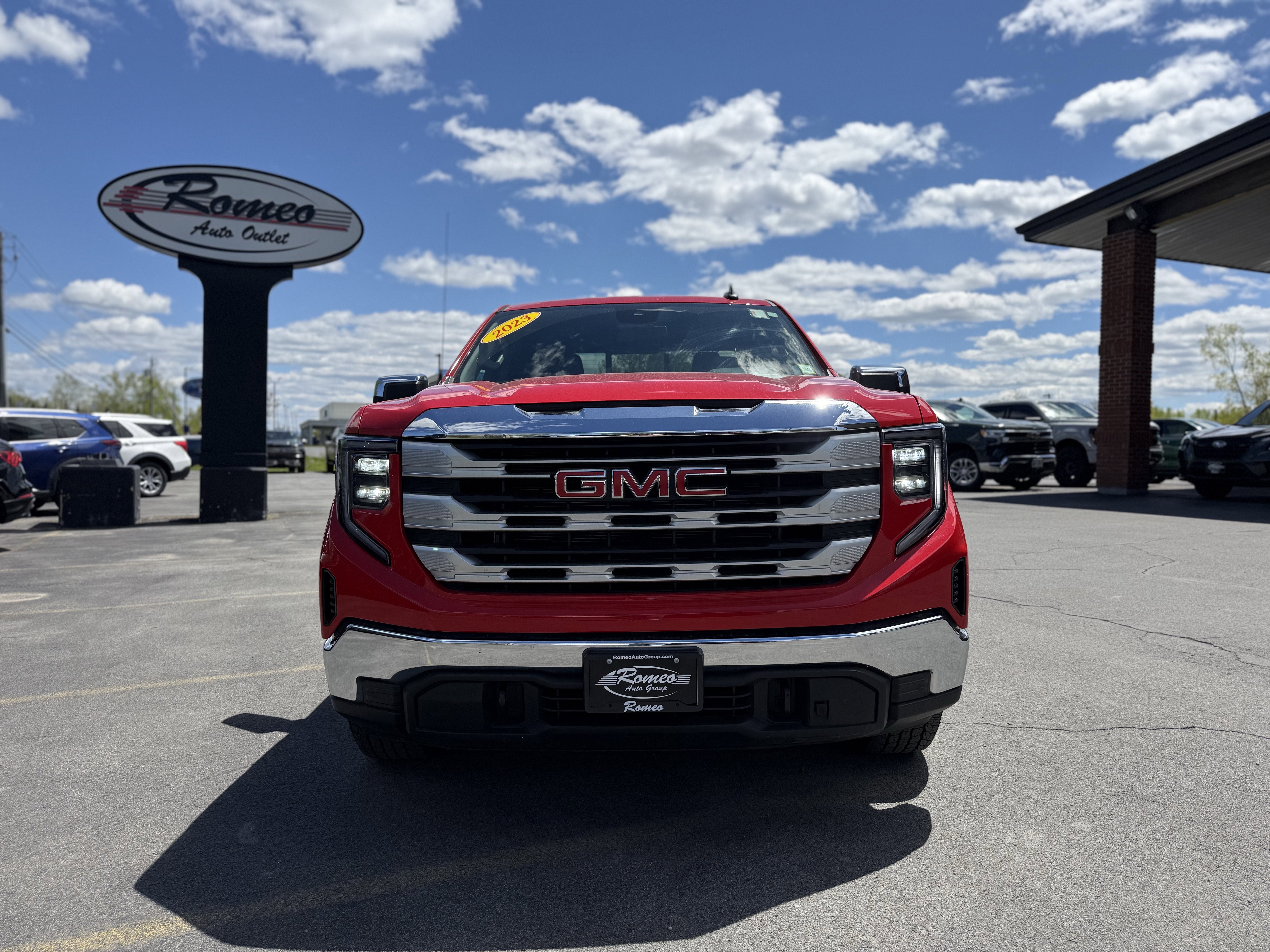 2023 GMC Sierra 1500 SLE
