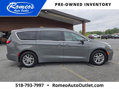 2021 Chrysler Pacifica Touring