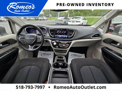 2021 Chrysler Pacifica Touring