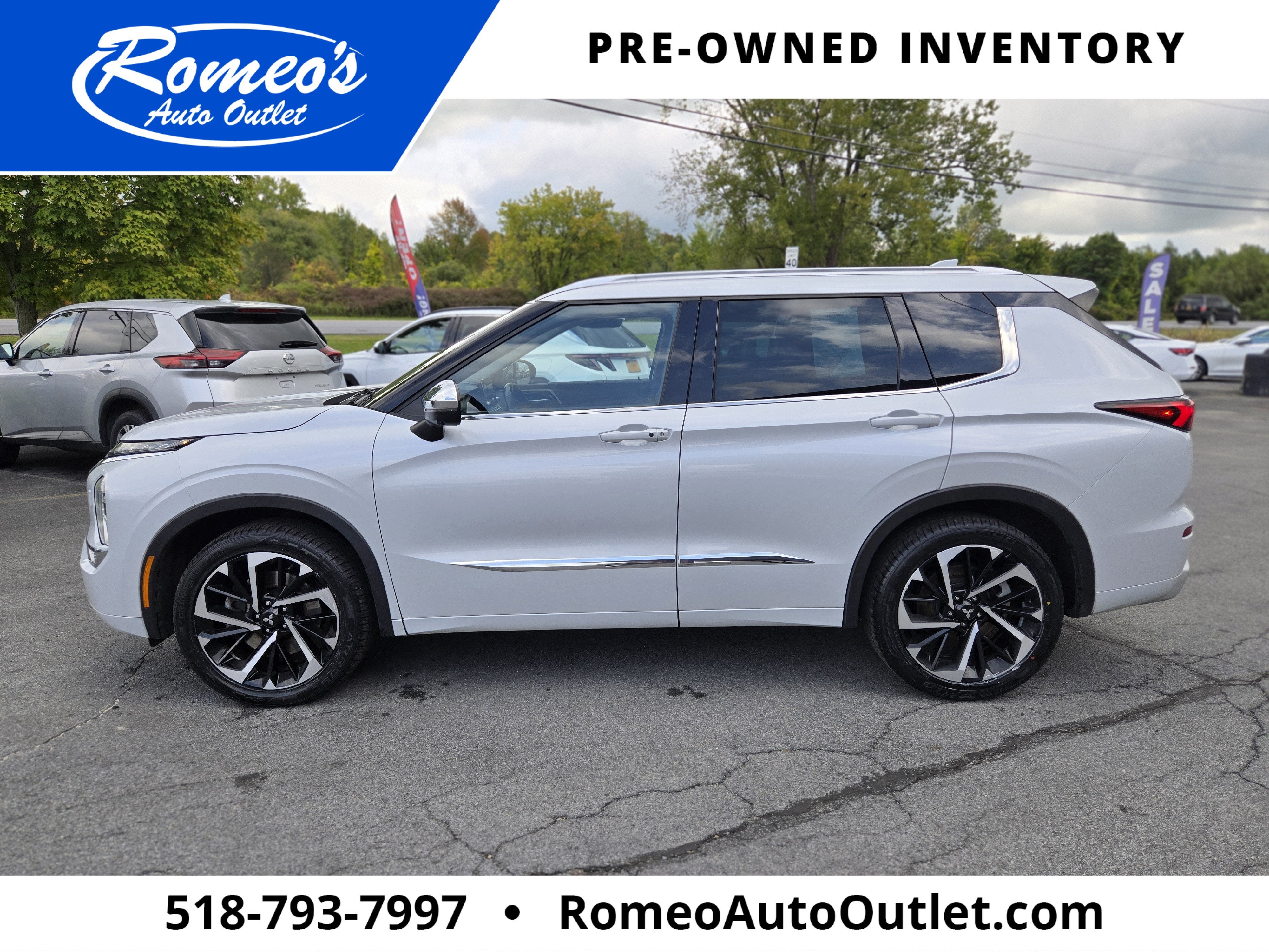 2023 Mitsubishi Outlander SEL