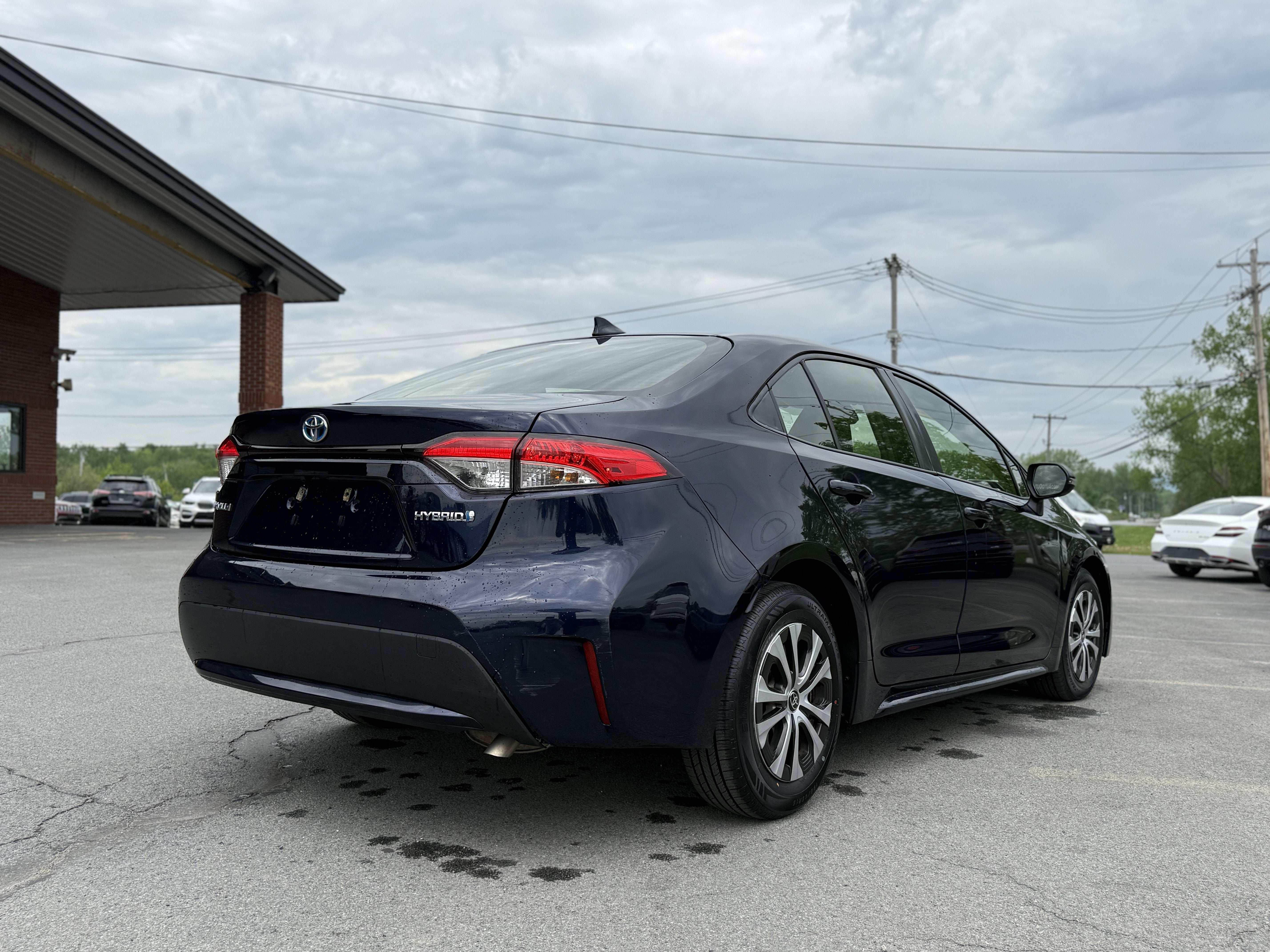 2022 Toyota Corolla Hybrid LE