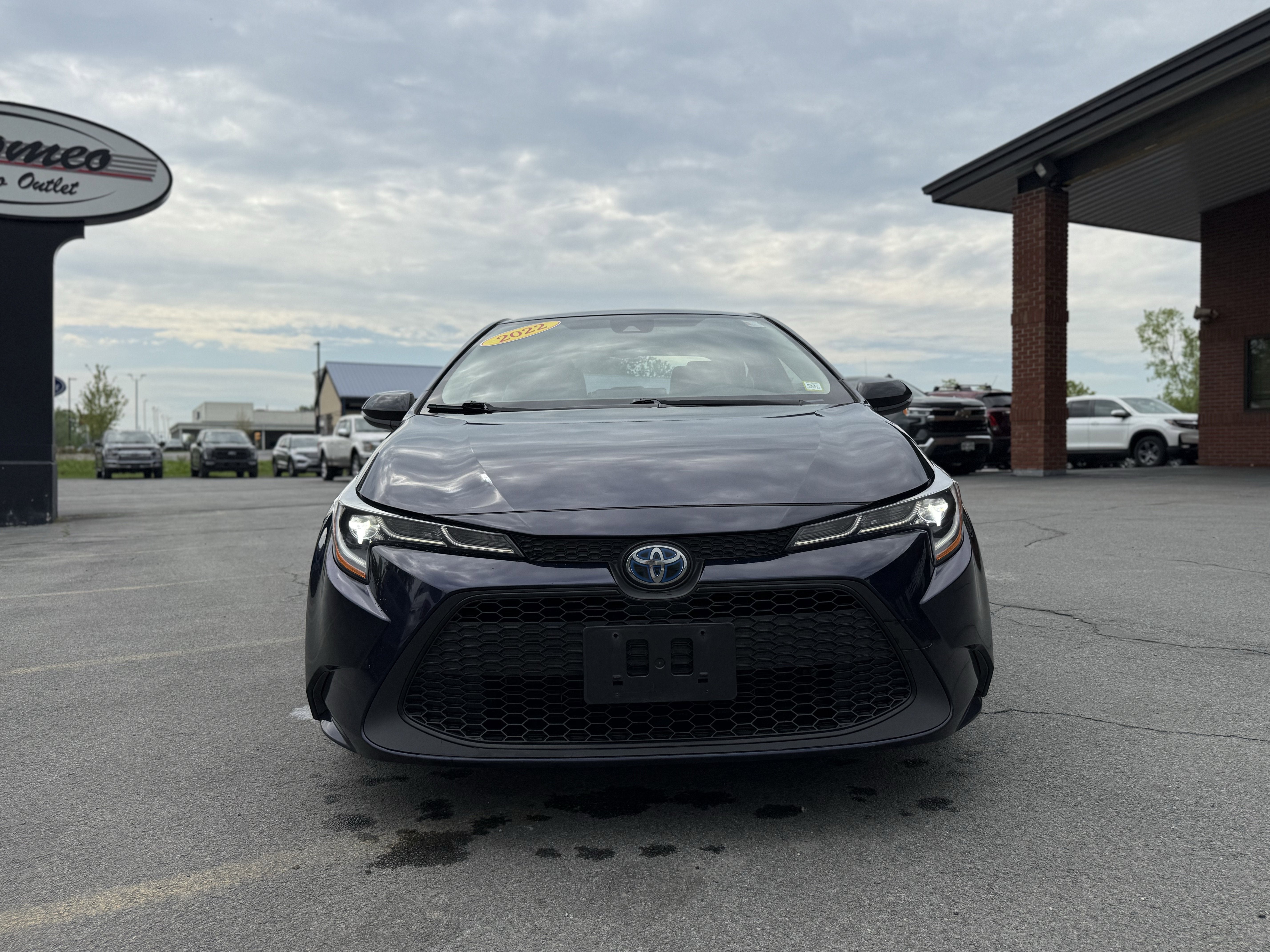2022 Toyota Corolla Hybrid LE