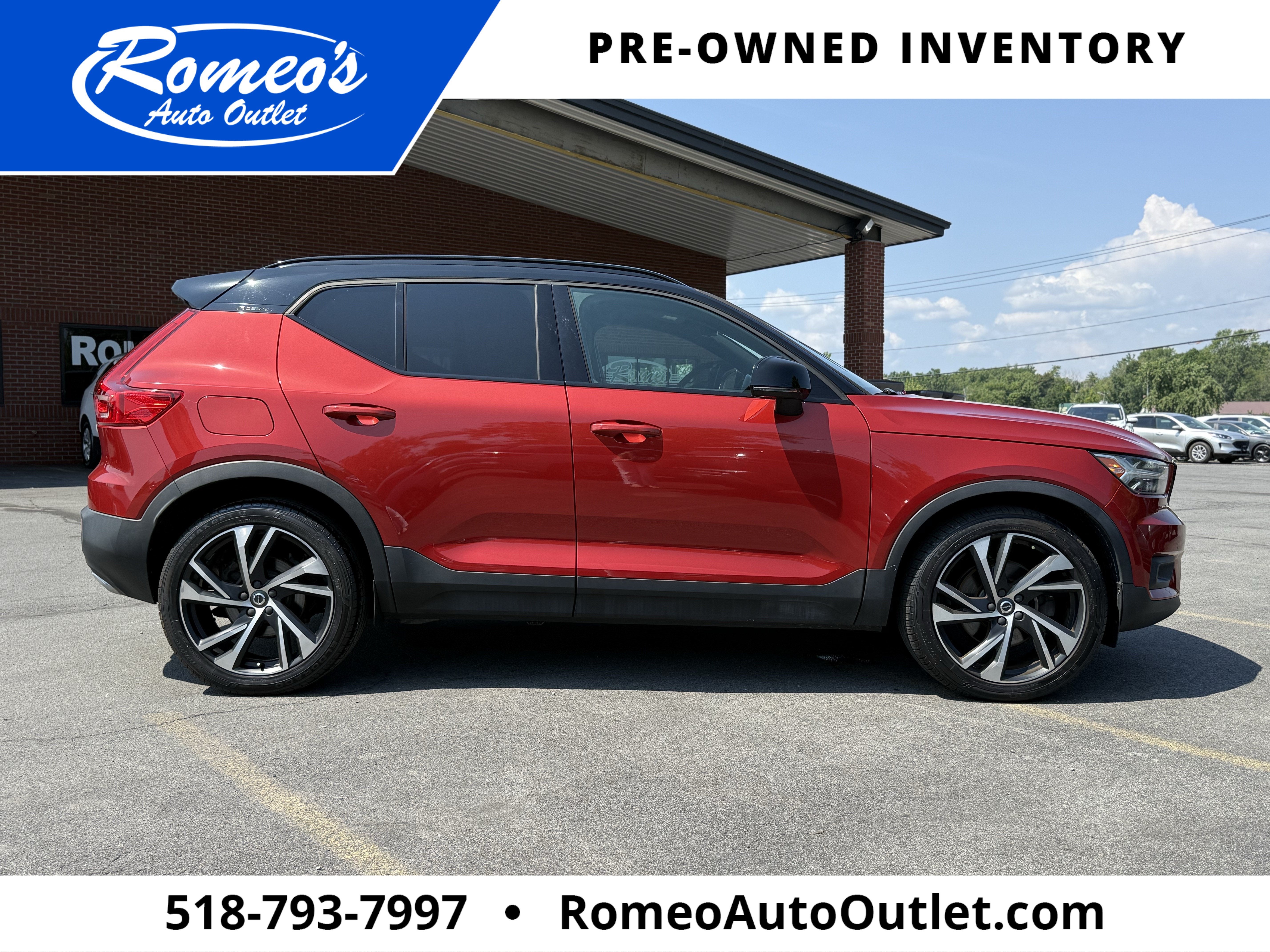 2020 Volvo XC40 R-Design
