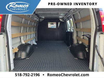 2025 Chevrolet Express Cargo WT