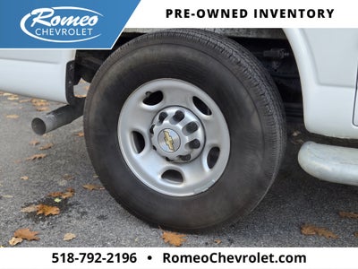 2025 Chevrolet Express Cargo WT