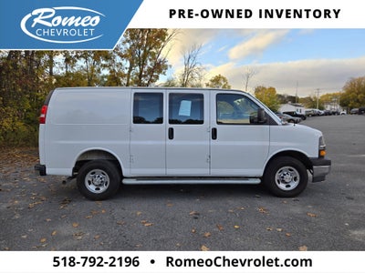 2025 Chevrolet Express Cargo WT