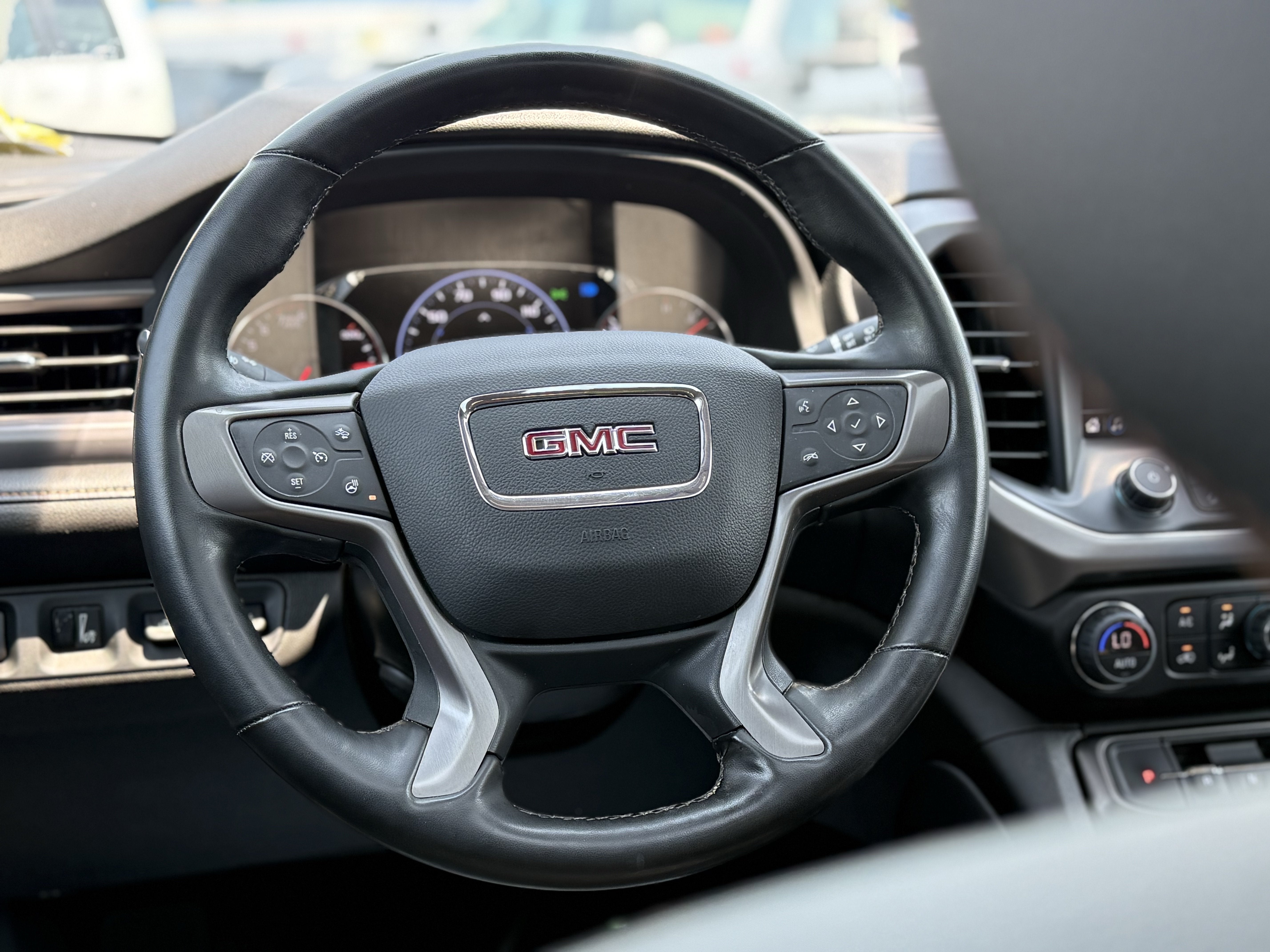 2023 GMC Acadia AT4
