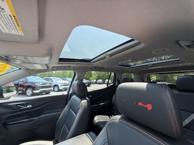 2023 GMC Acadia AT4