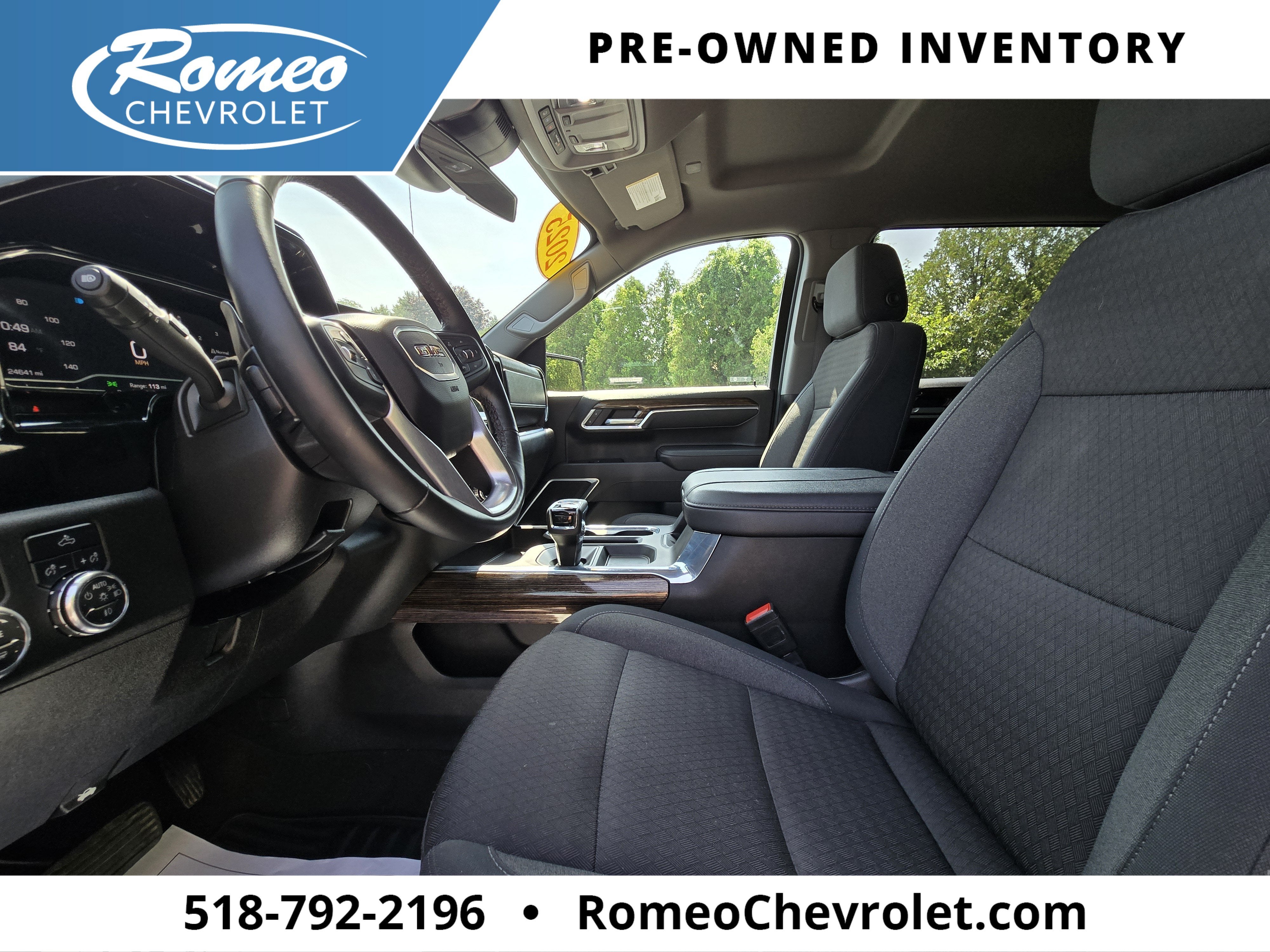 2025 GMC Sierra 1500 Elevation