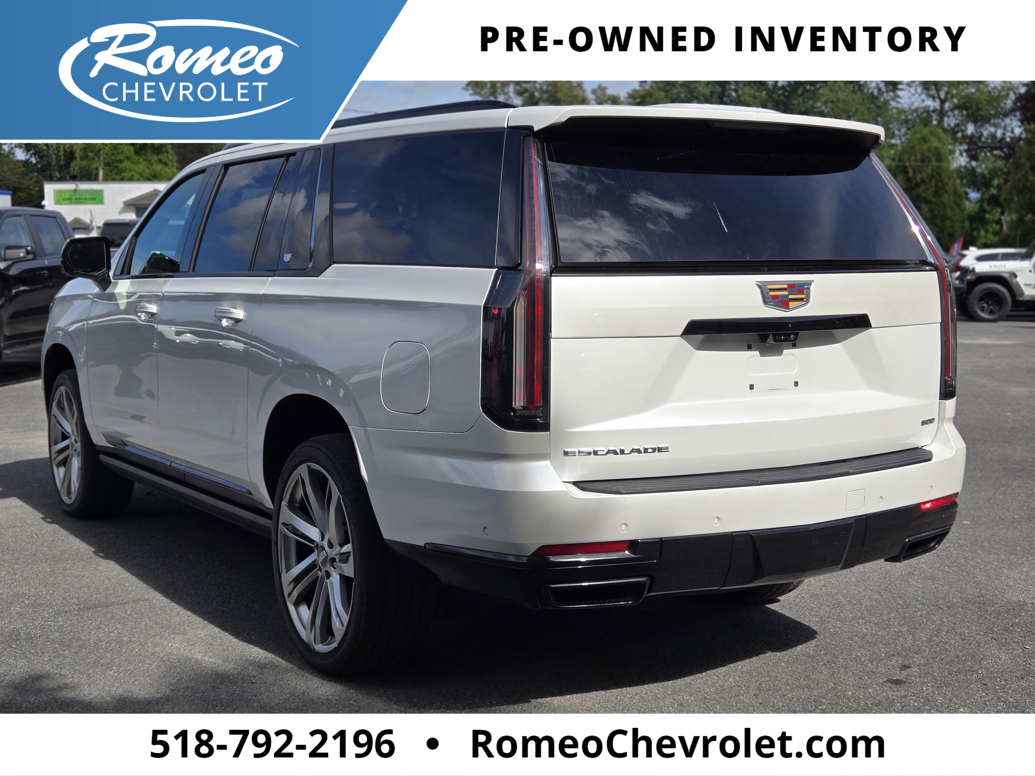 2025 Cadillac Escalade ESV Sport
