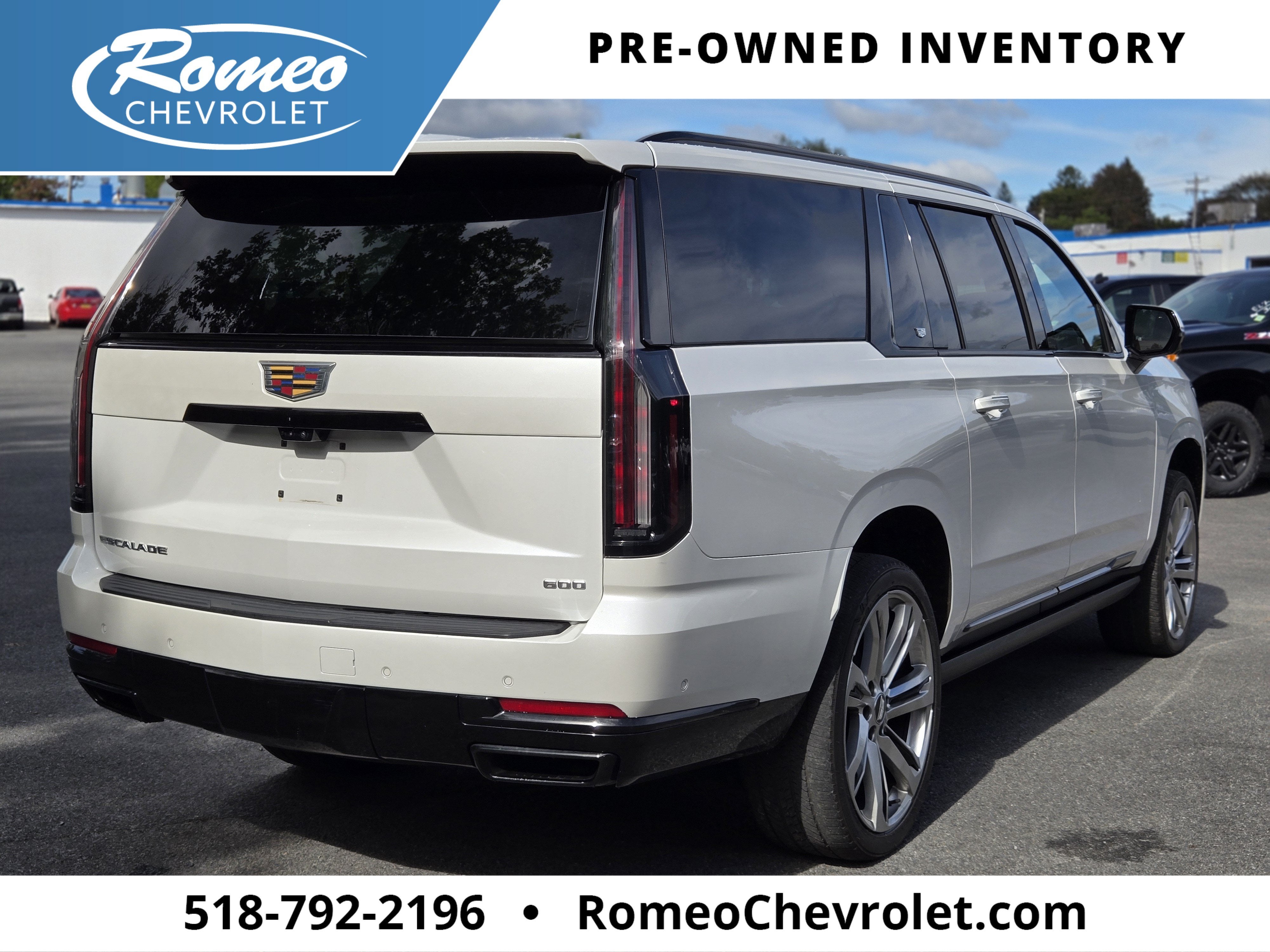 2025 Cadillac Escalade ESV Sport