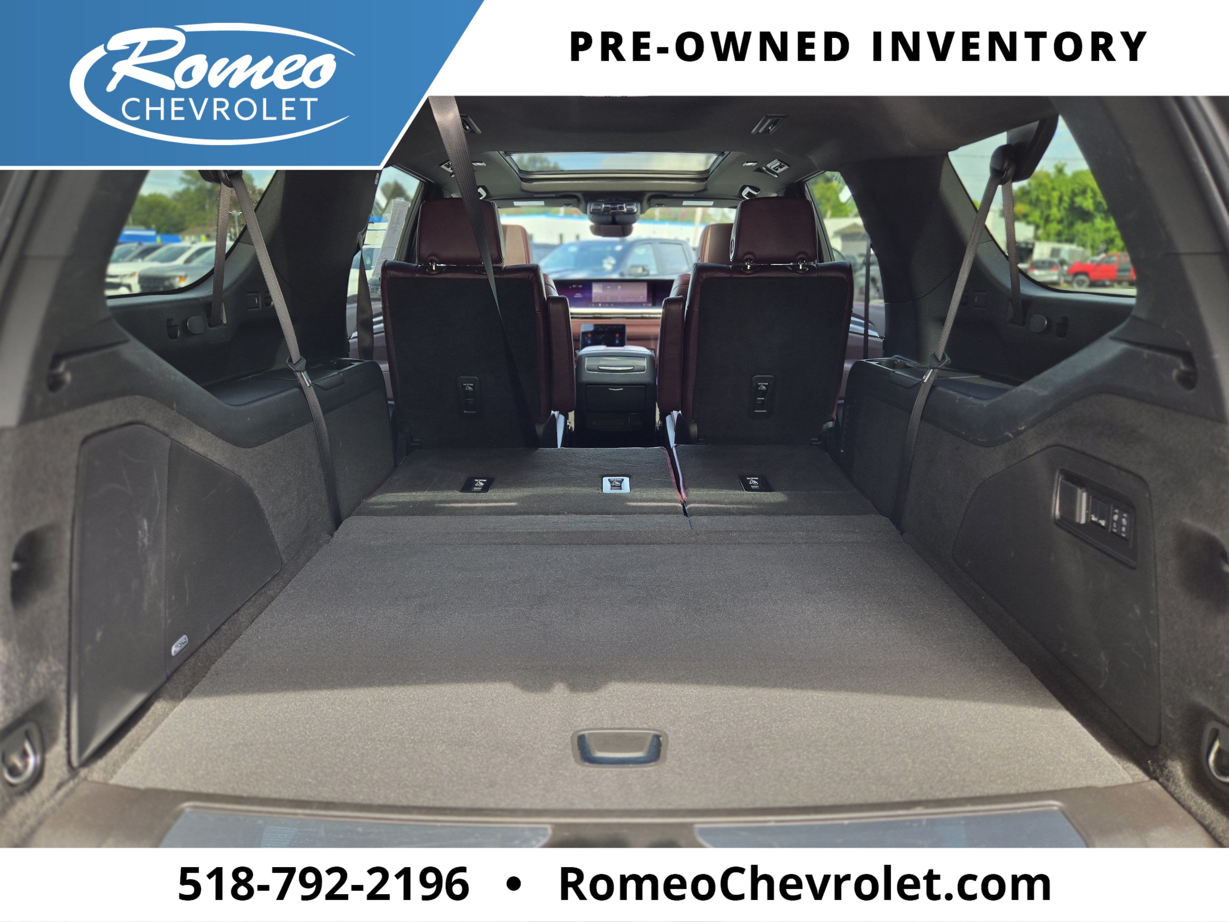 2025 Cadillac Escalade ESV Sport