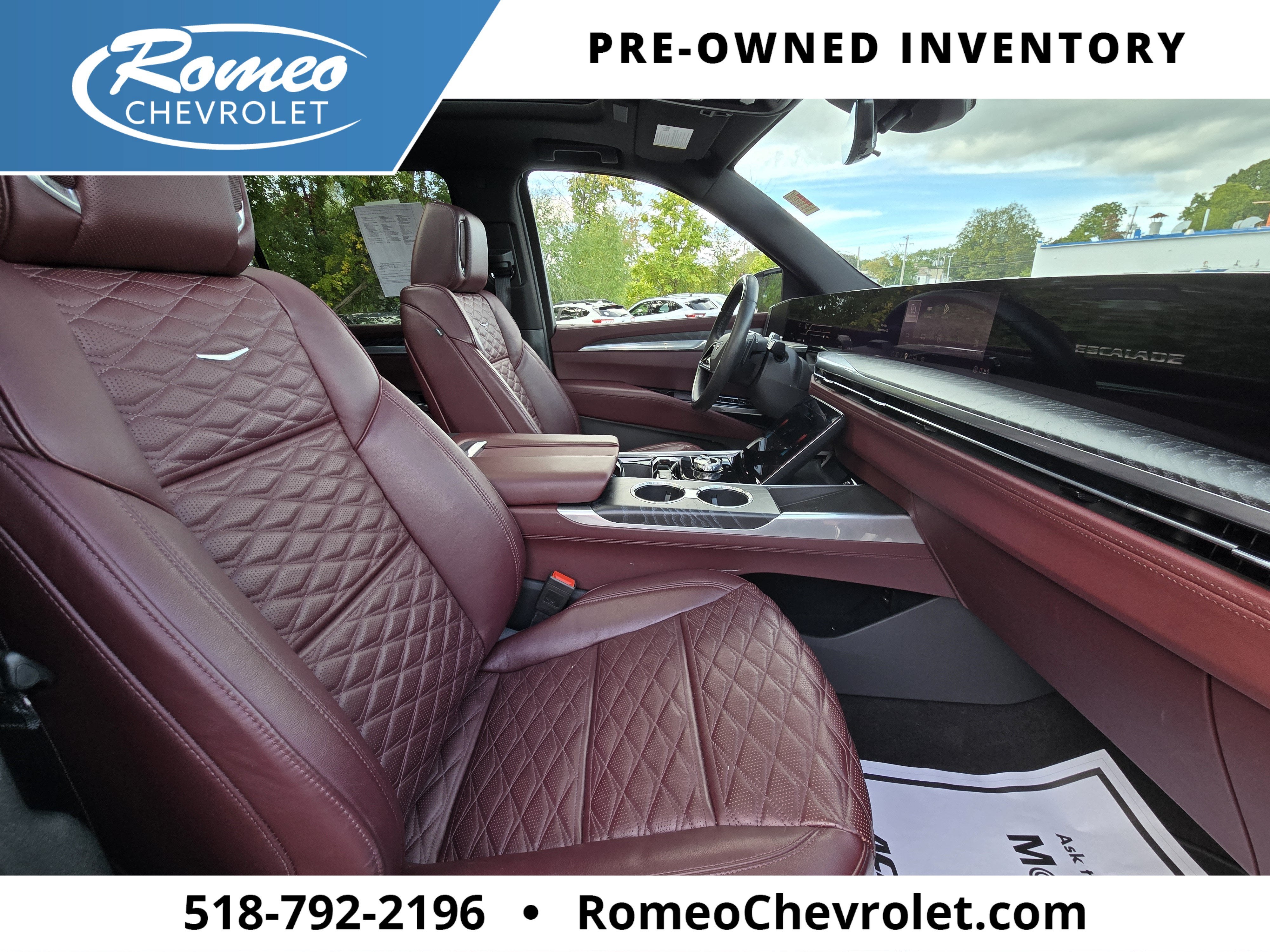 2025 Cadillac Escalade ESV Sport
