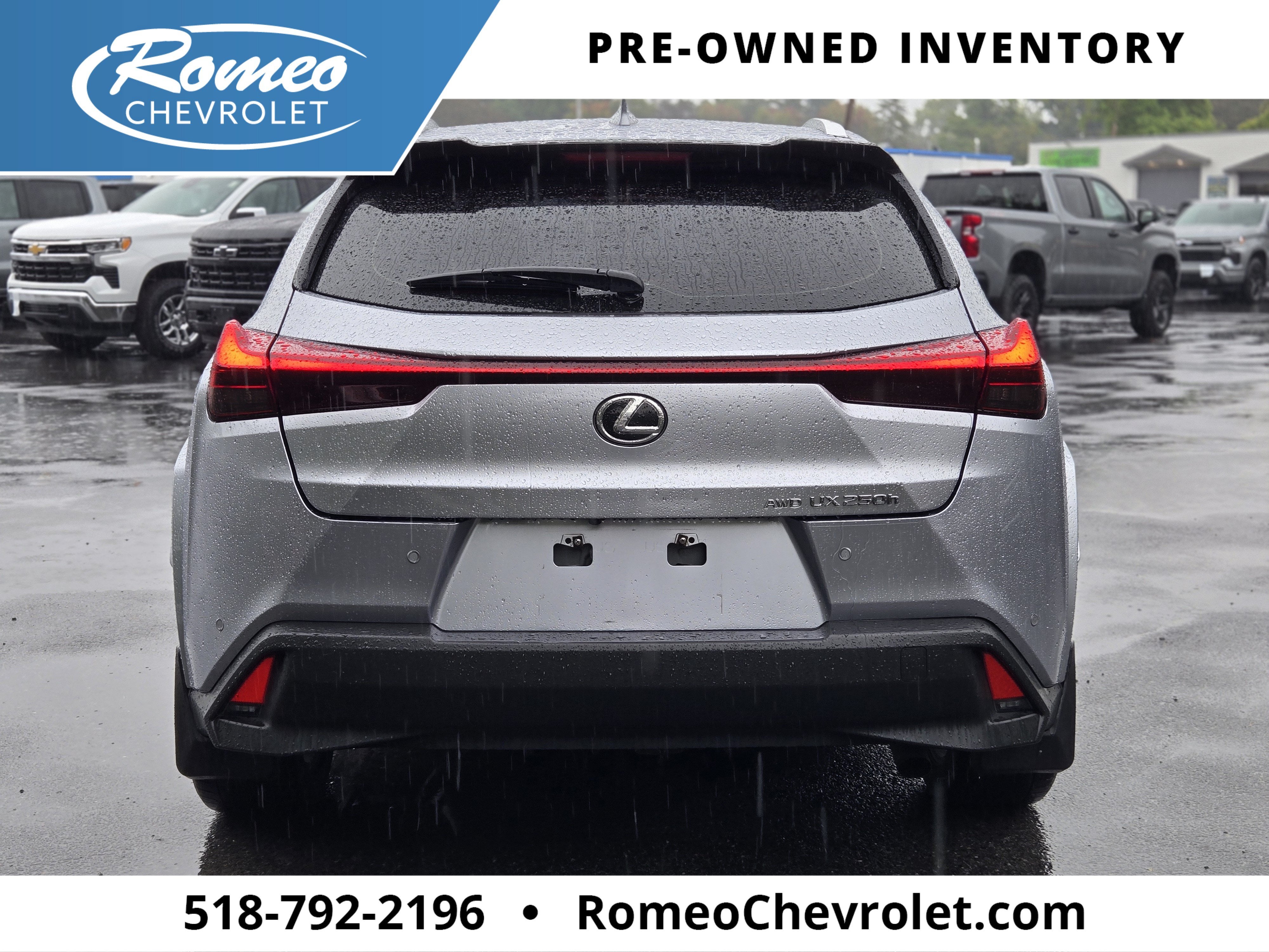 2023 Lexus UX 250h Premium