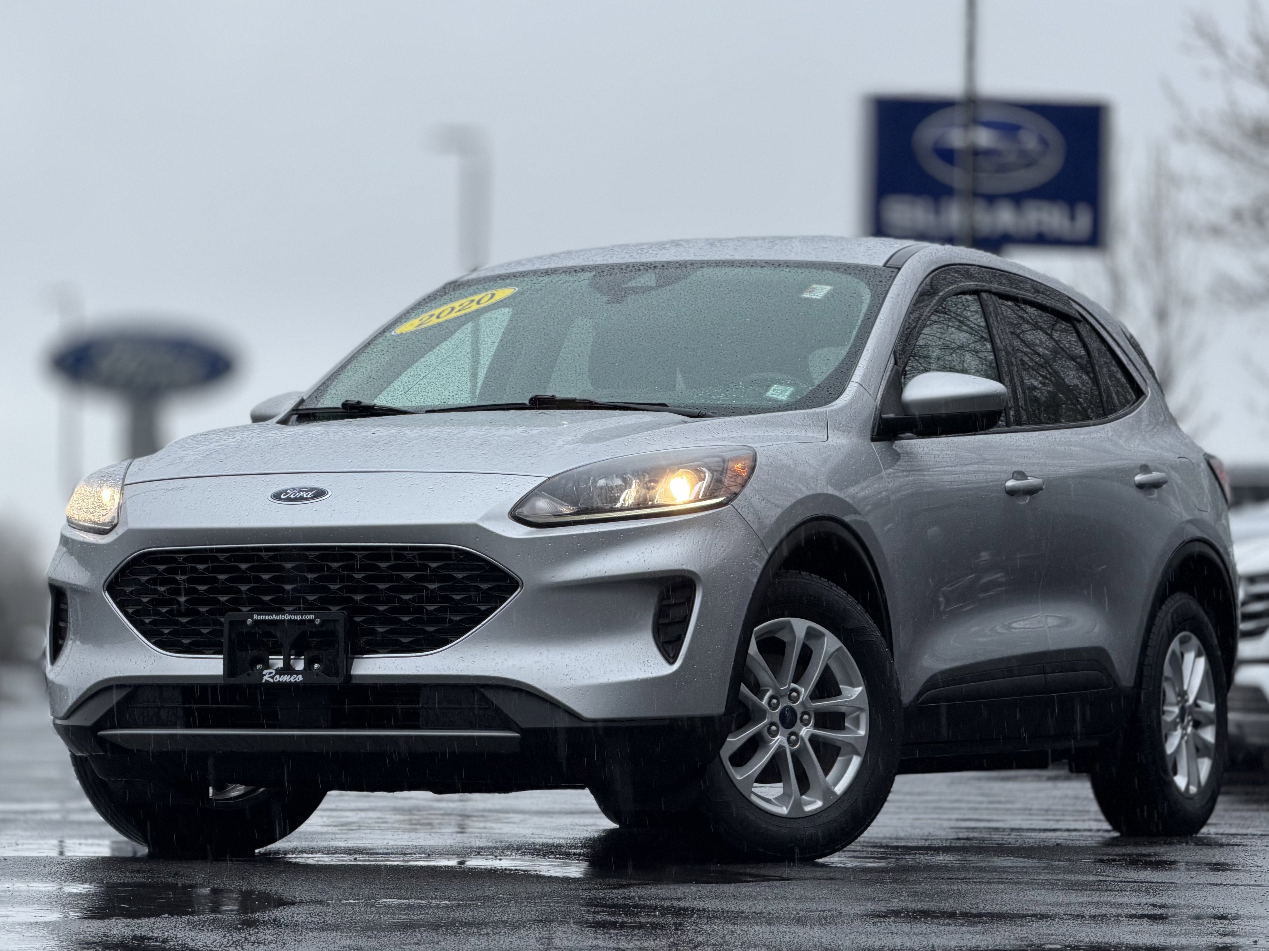 2020 Ford Escape SE
