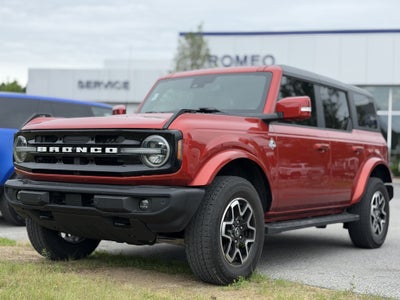2024 Ford Bronco Outer Banks