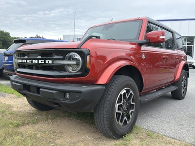 2024 Ford Bronco Outer Banks