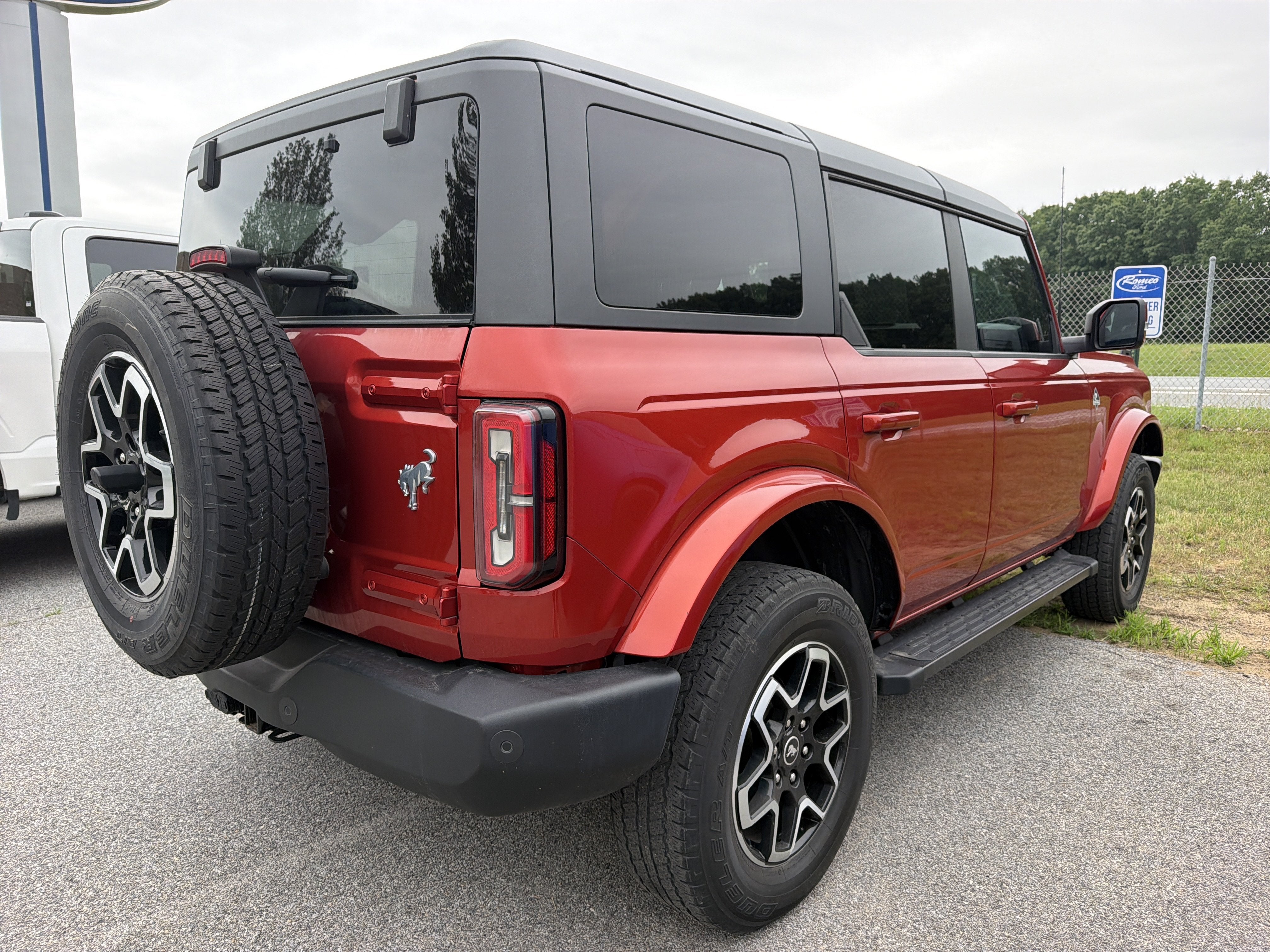 2024 Ford Bronco Outer Banks