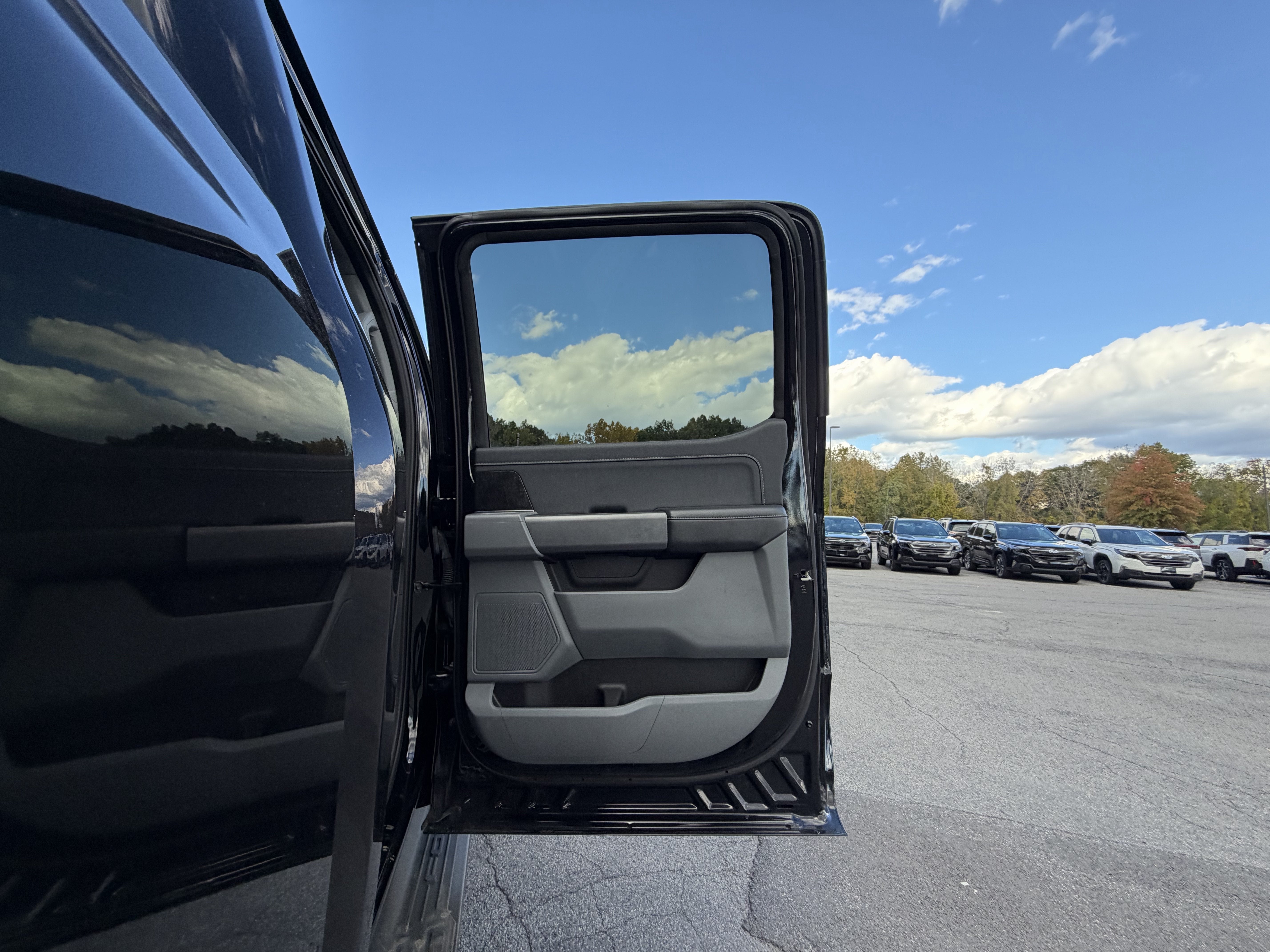 2024 Ford F-150 Lightning XLT