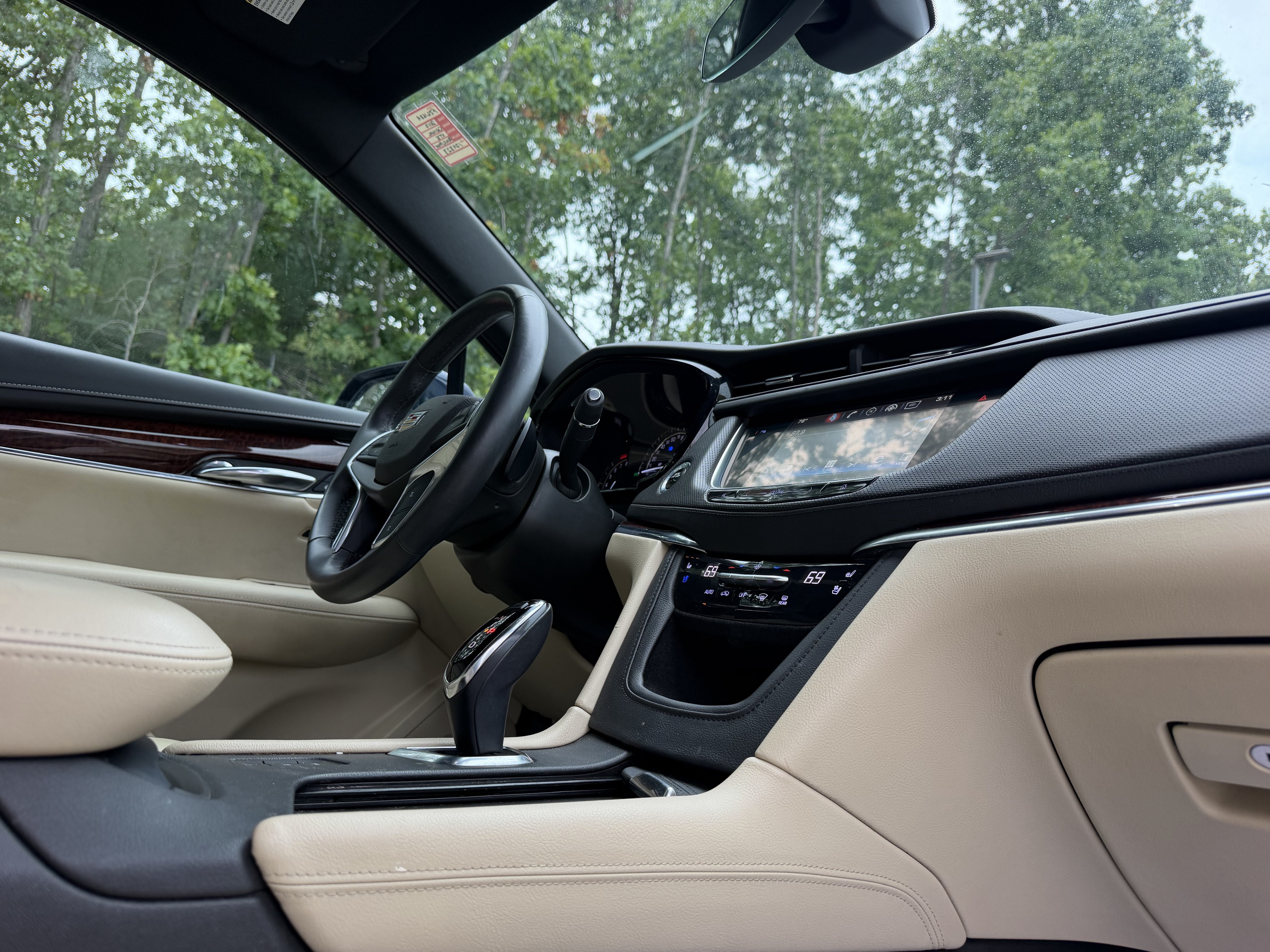 2017 Cadillac XT5 Premium Luxury