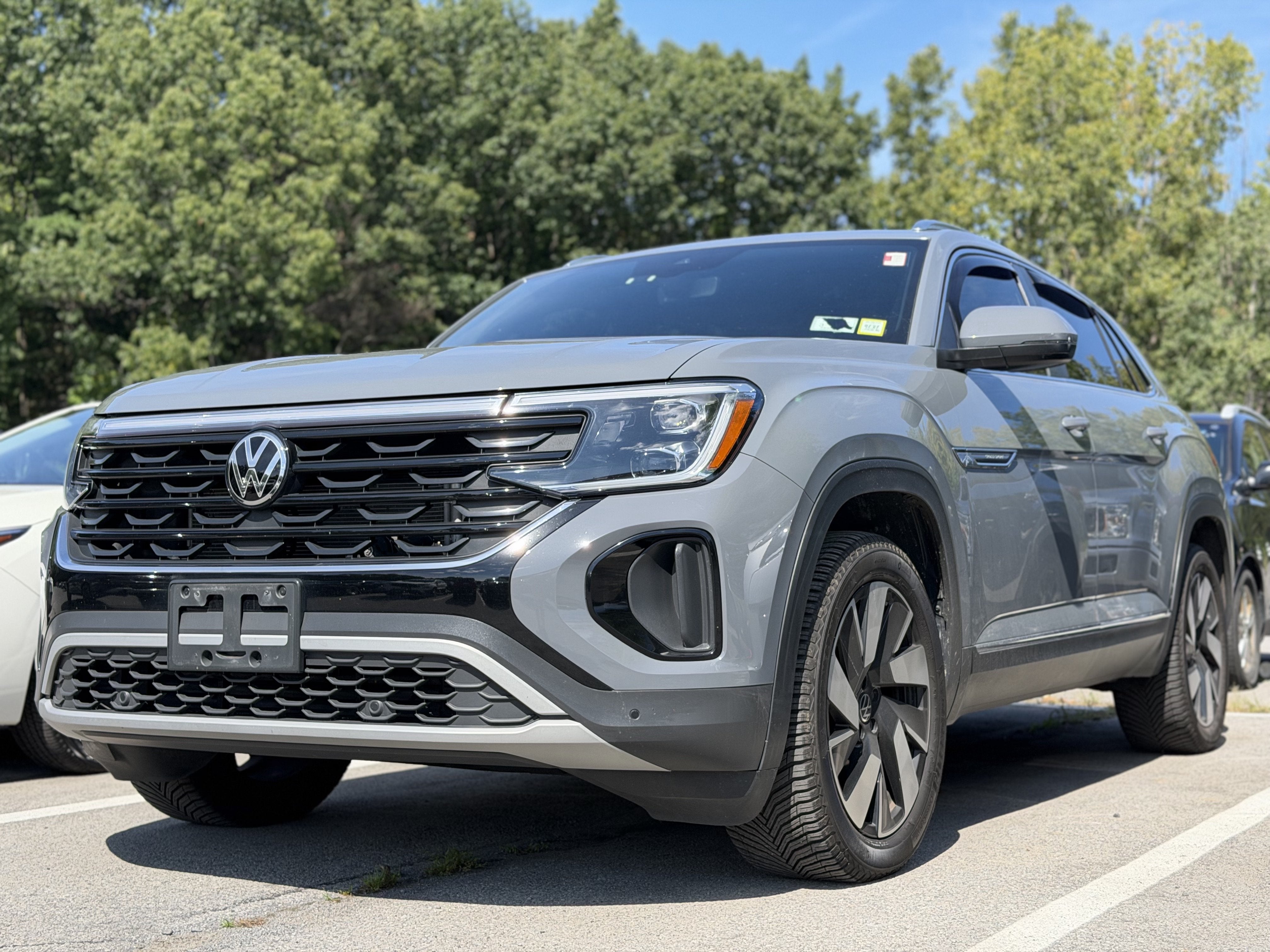 2024 Volkswagen Atlas Cross Sport 2.0T SEL