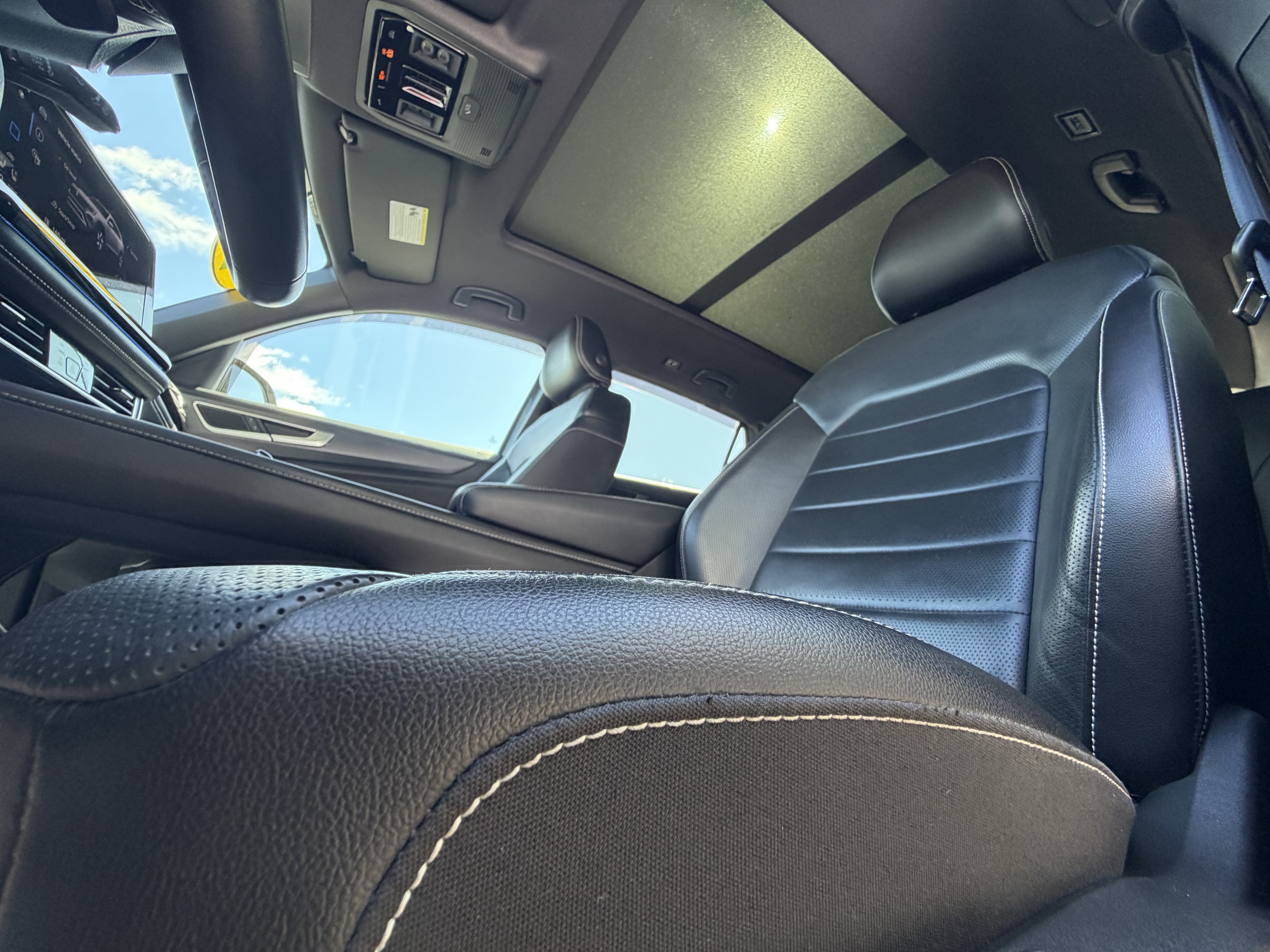 2024 Volkswagen Atlas Cross Sport 2.0T SEL