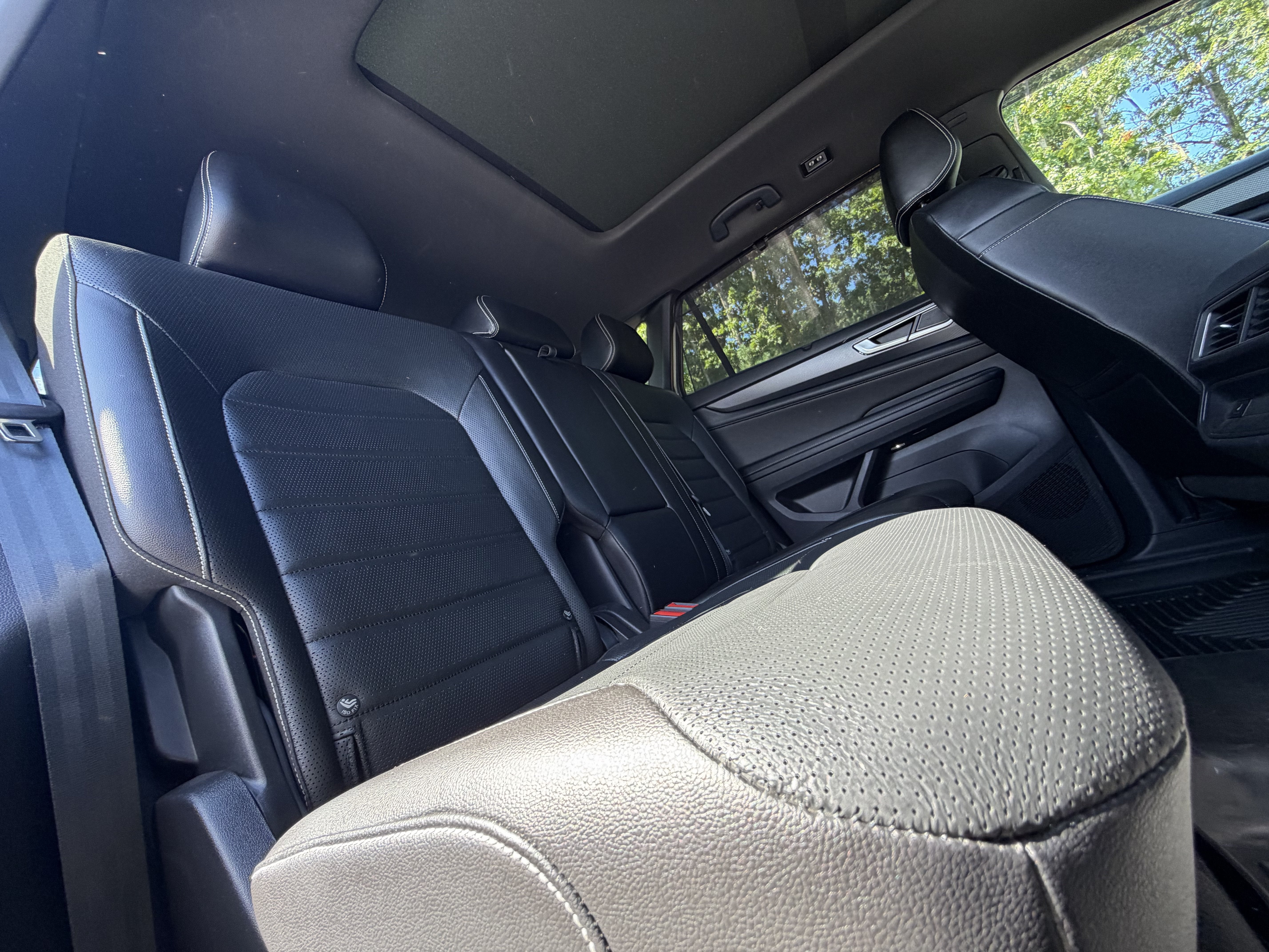 2024 Volkswagen Atlas Cross Sport 2.0T SEL