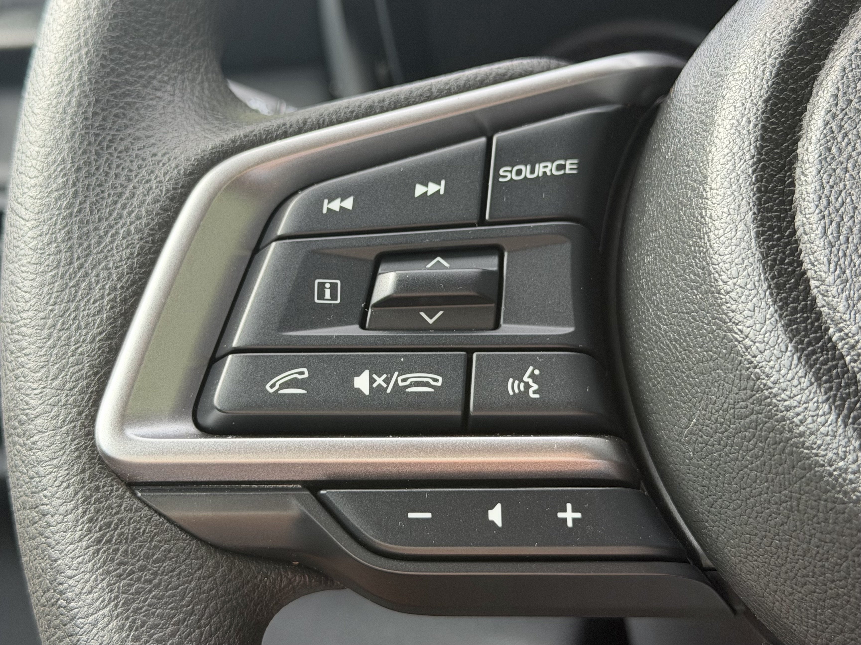 2025 Subaru Outback 2.5i