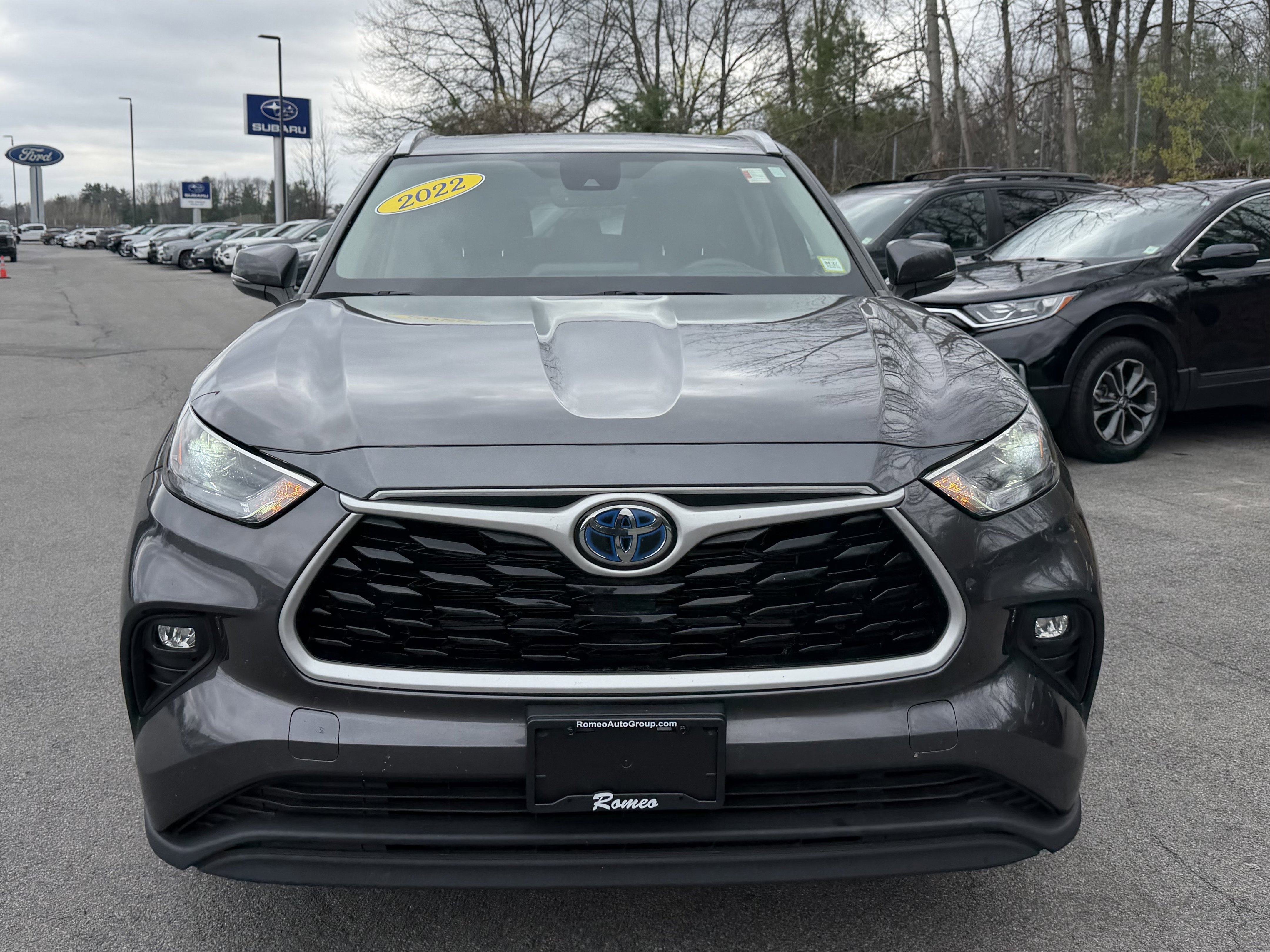 2022 Toyota Highlander Hybrid XLE