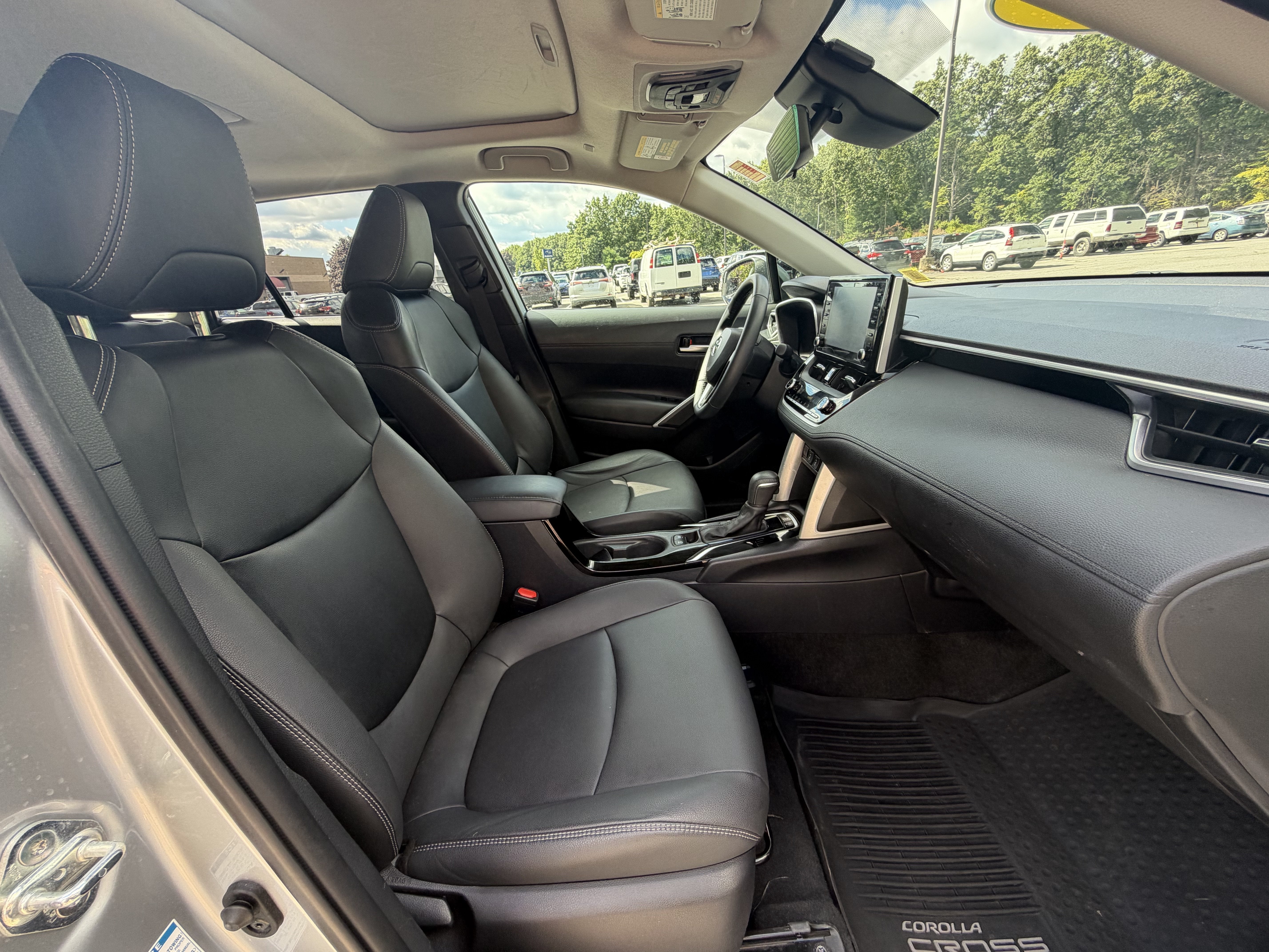 2022 Toyota Corolla Cross XLE