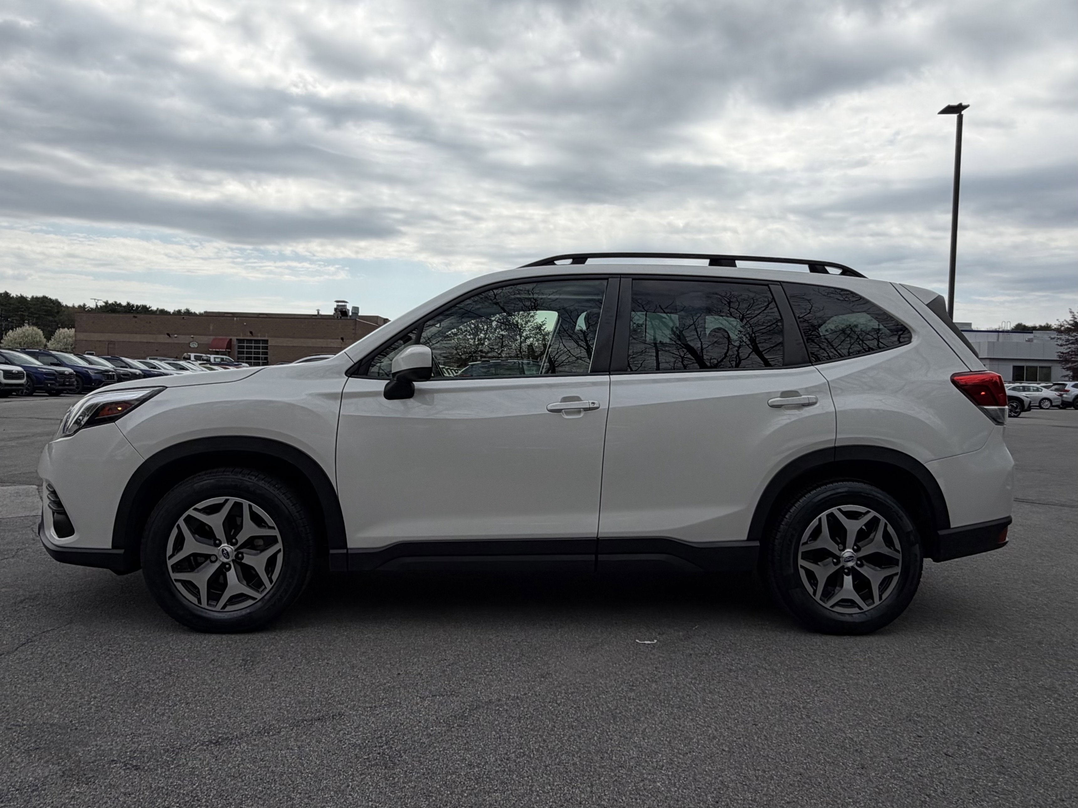 2023 Subaru Forester Premium