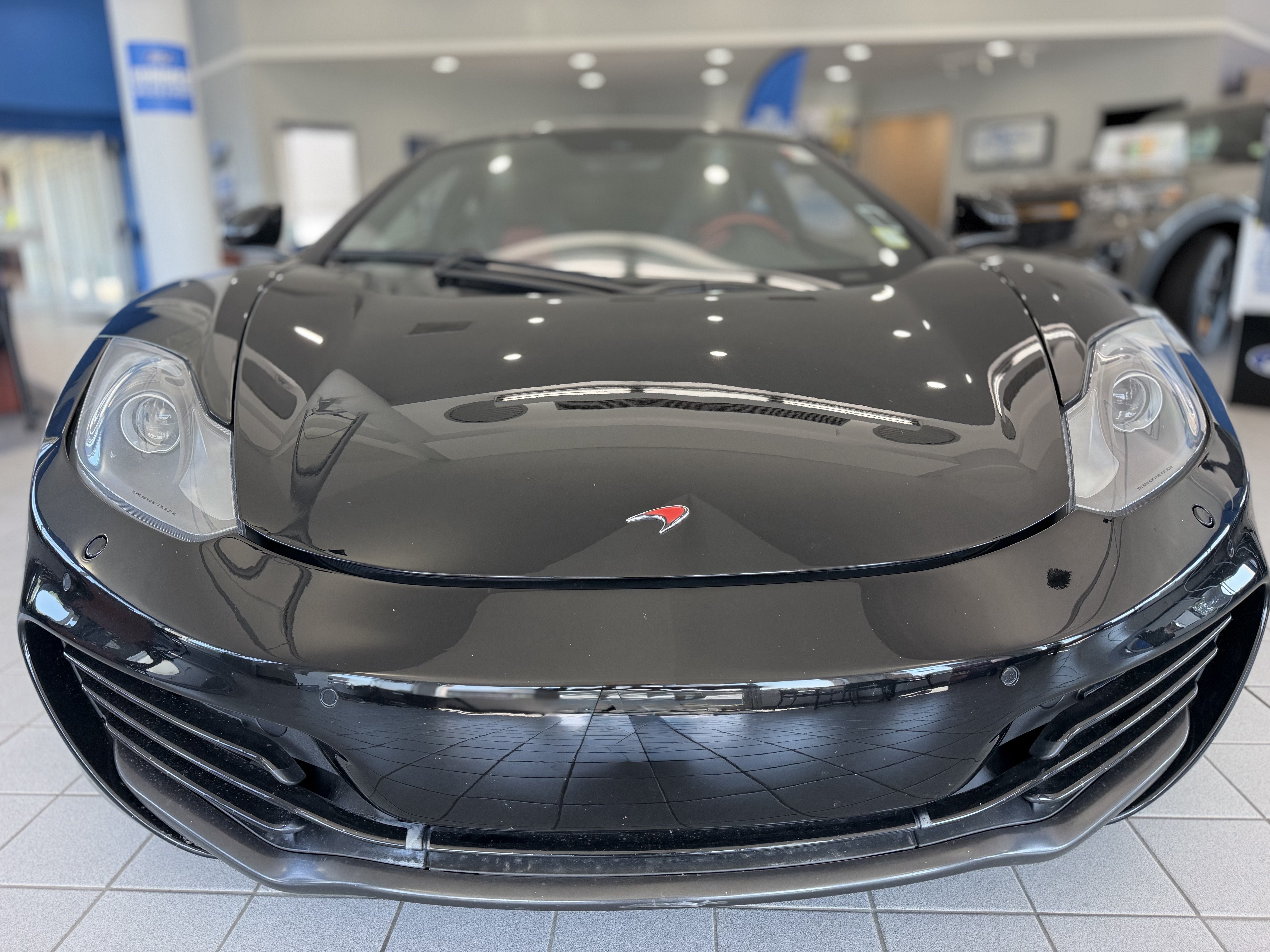2012 McLaren MP4-12C Base