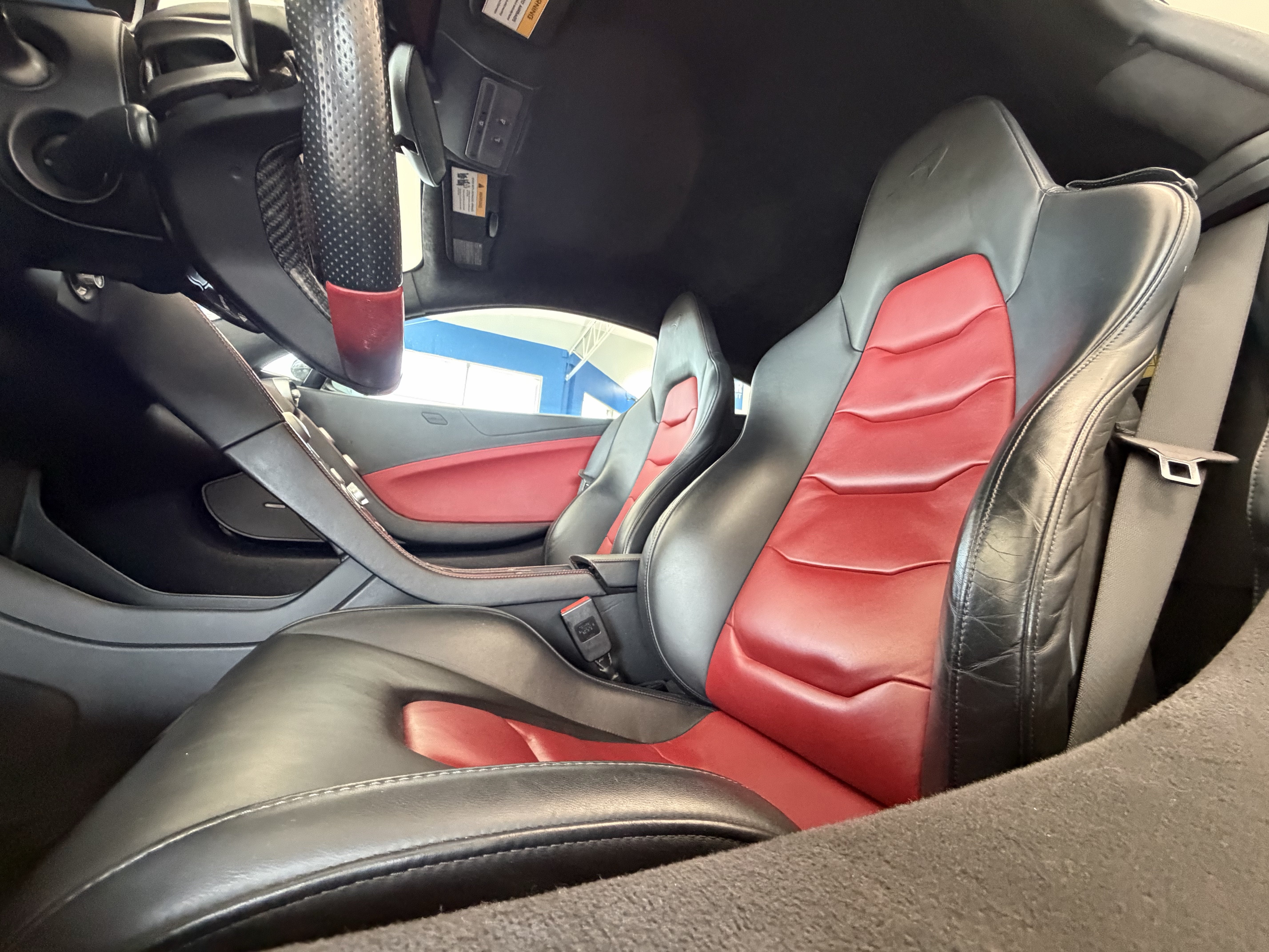 2012 McLaren MP4-12C Base