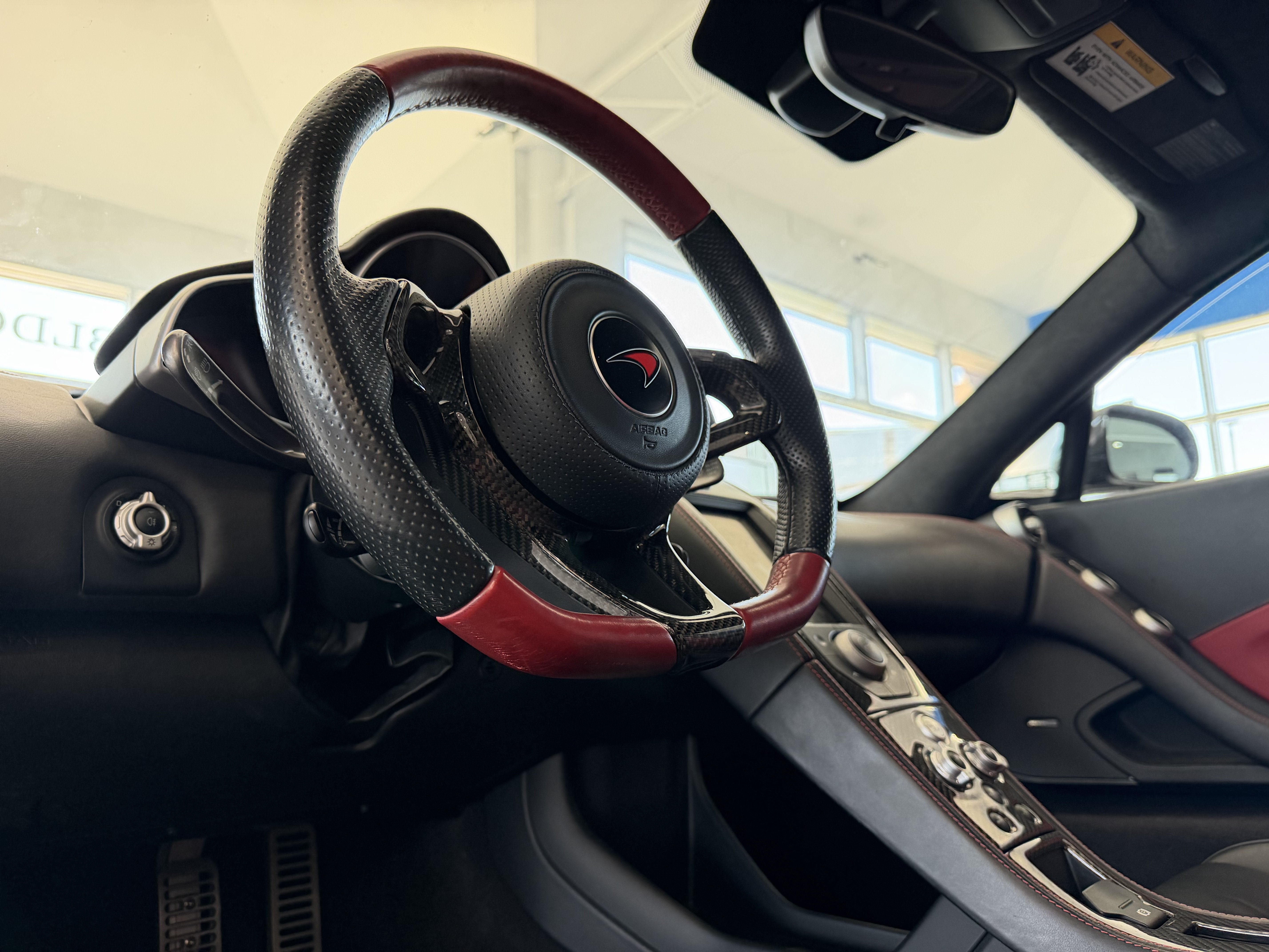 2012 McLaren MP4-12C Base