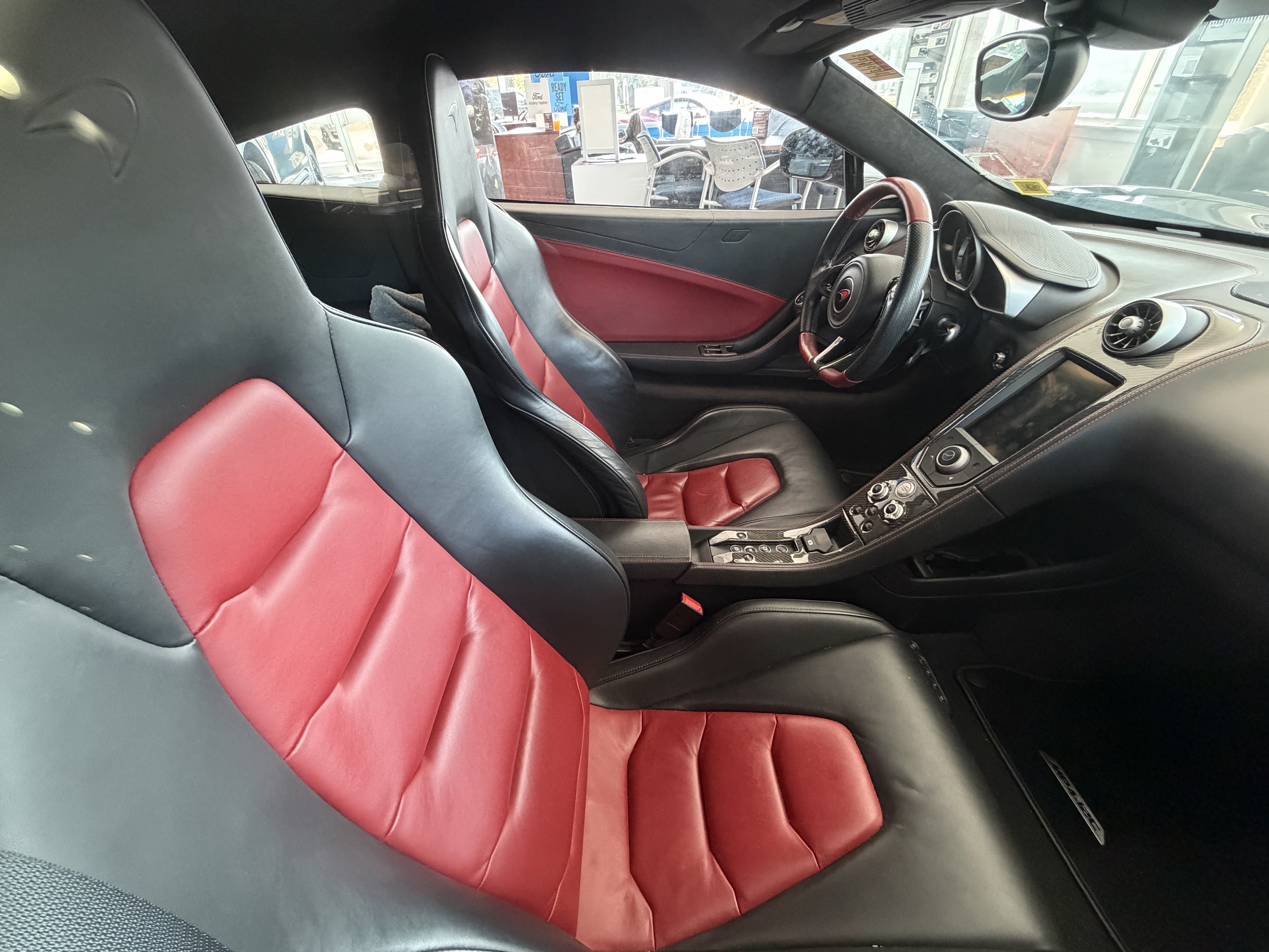 2012 McLaren MP4-12C Base