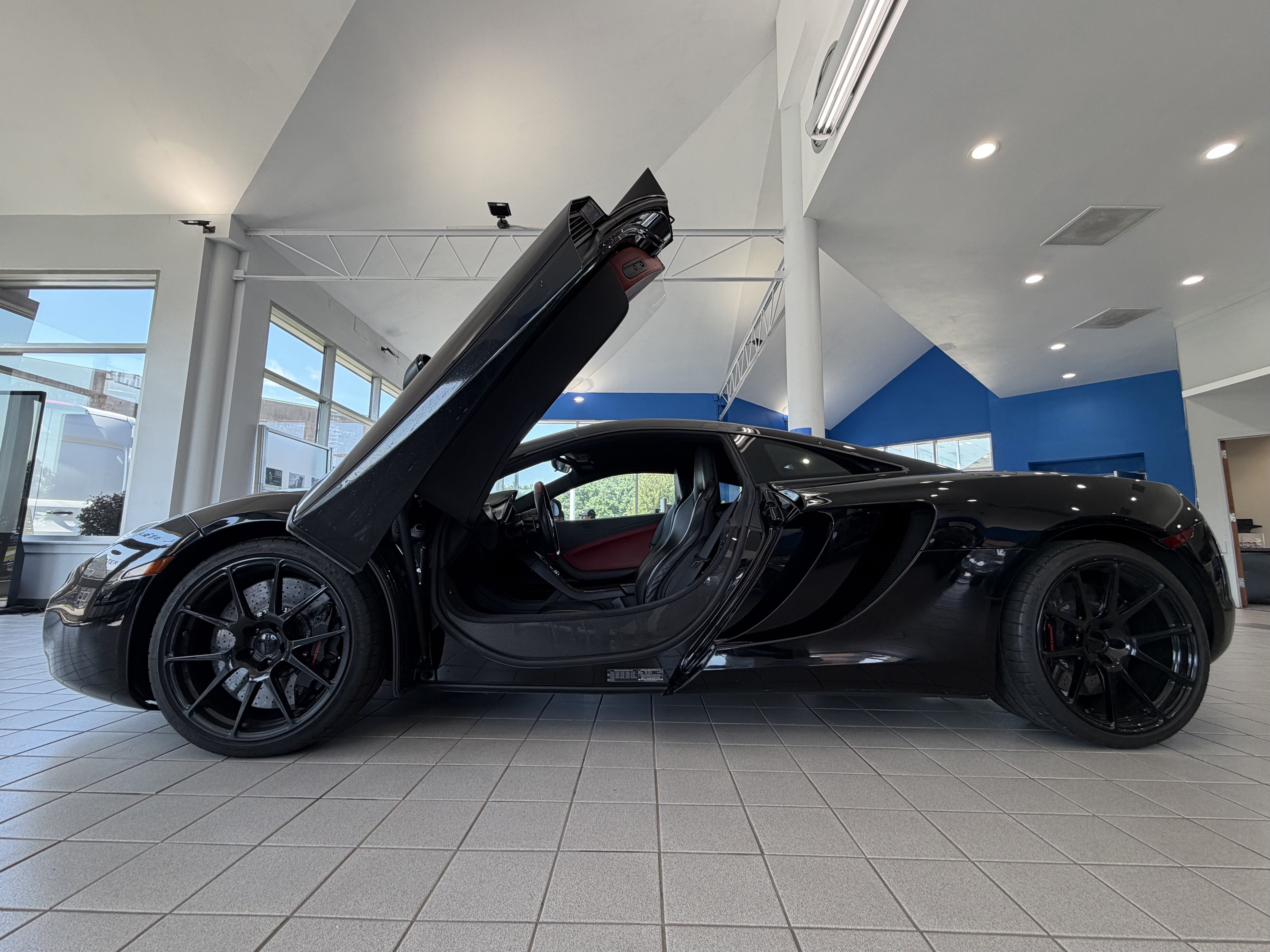 2012 McLaren MP4-12C Base