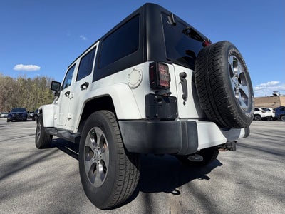 2016 Jeep Wrangler Unlimited Sahara