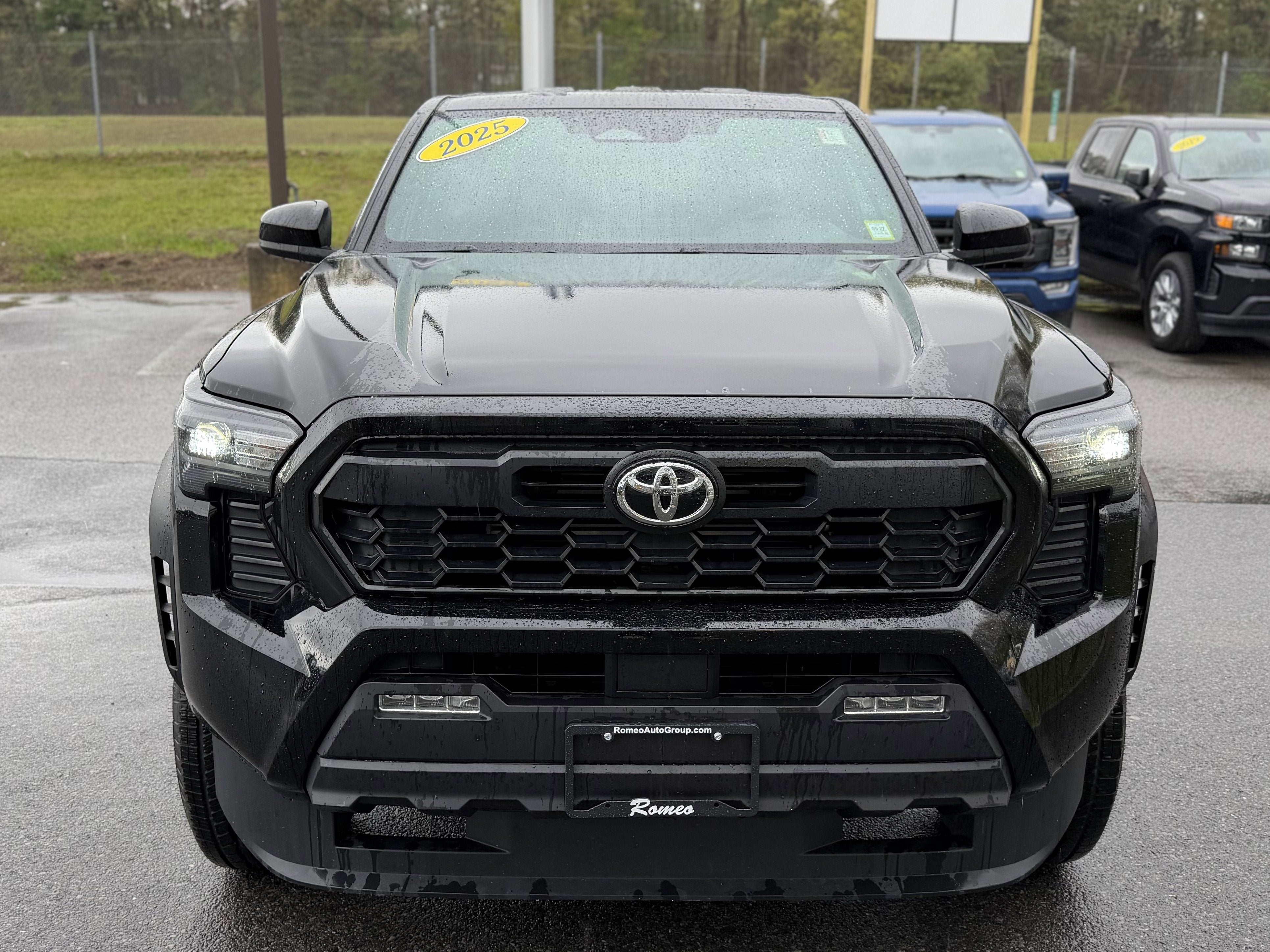 2025 Toyota Tacoma Hybrid TRD Off Road