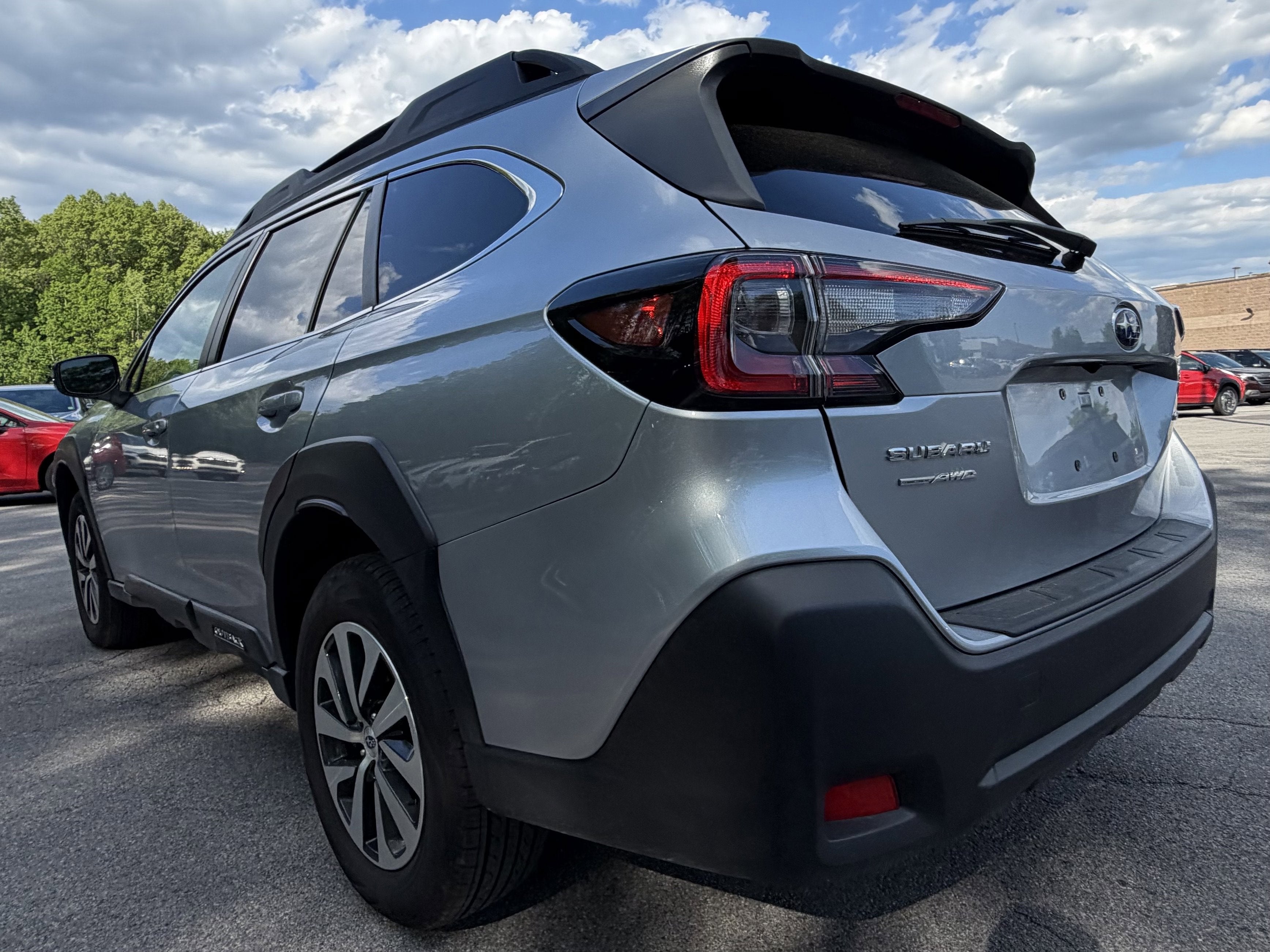 2024 Subaru Outback Premium