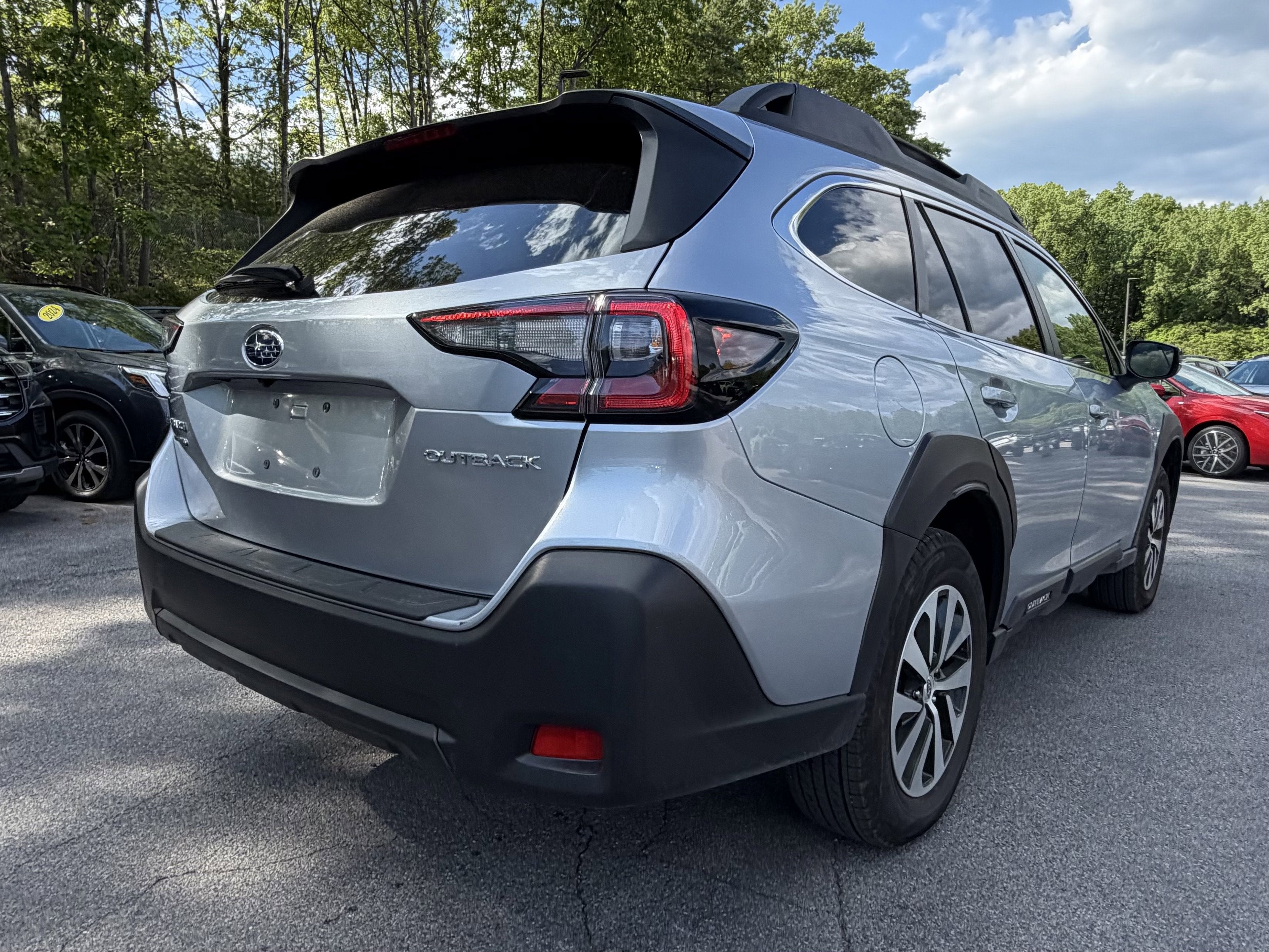 2024 Subaru Outback Premium