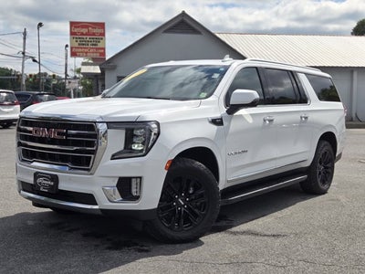 2022 GMC Yukon XL SLT