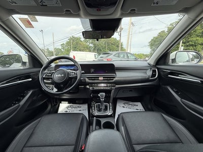 2024 Kia Seltos EX
