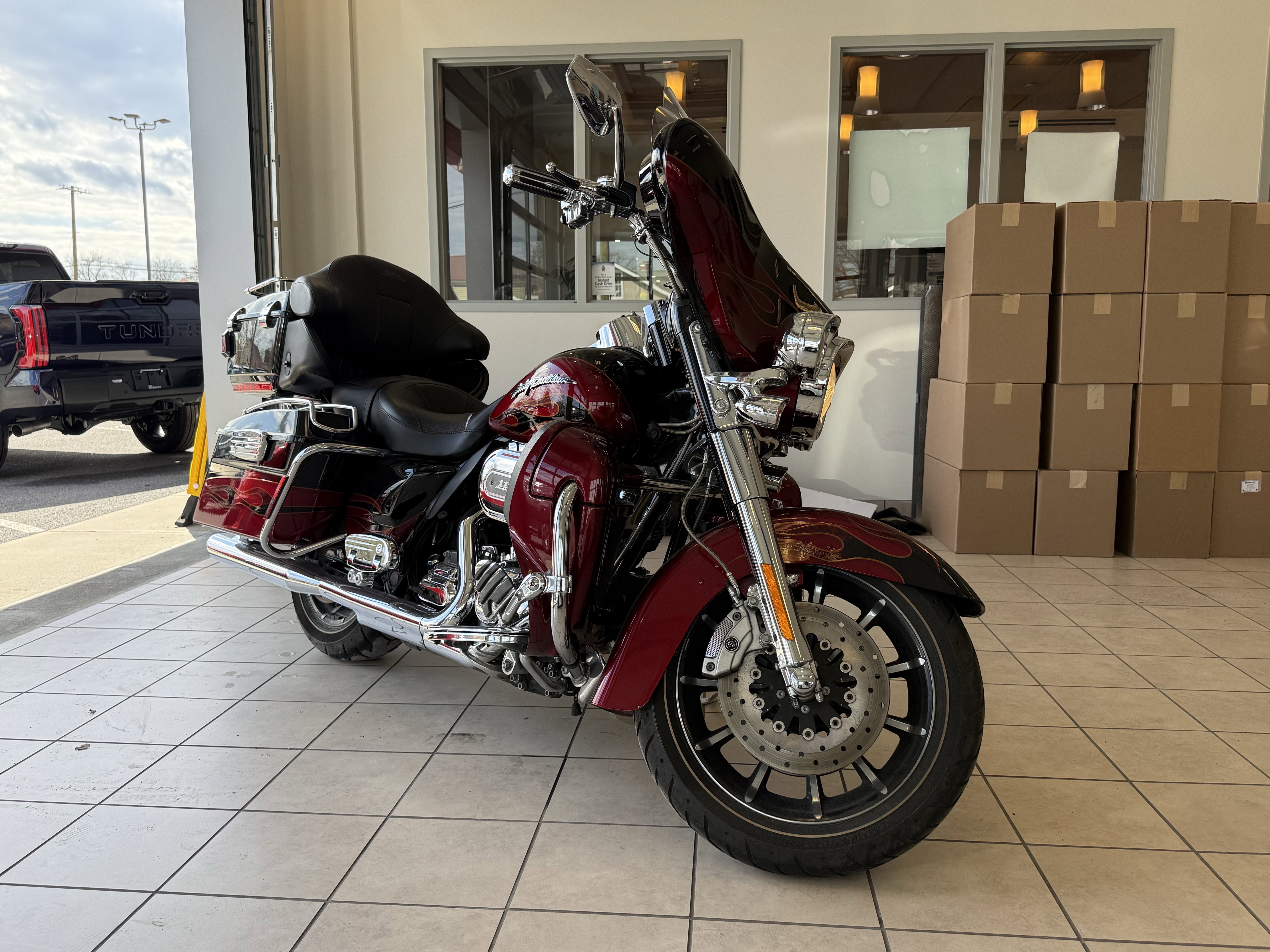 2011 Harley-Davidson CVO Ultra Classic Electra Glide Base