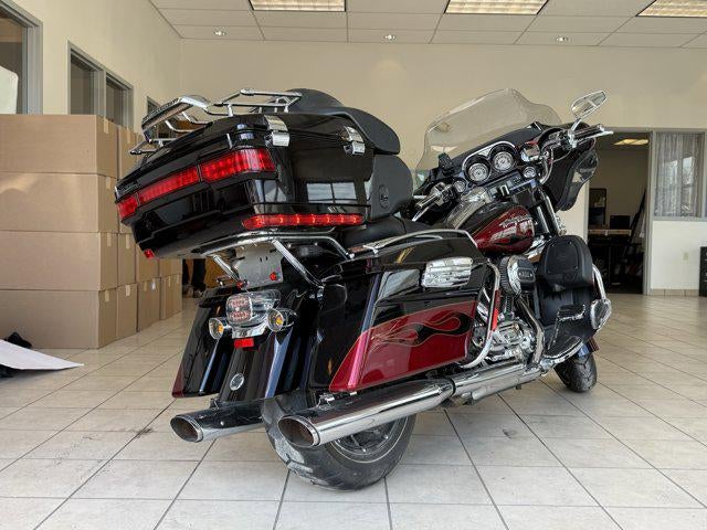 2011 Harley-Davidson CVO Ultra Classic Electra Glide Base