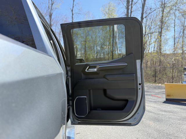 2024 Chevrolet Silverado LTZ