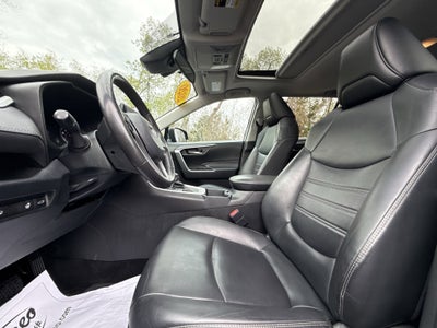 2020 Toyota RAV4 XLE Premium
