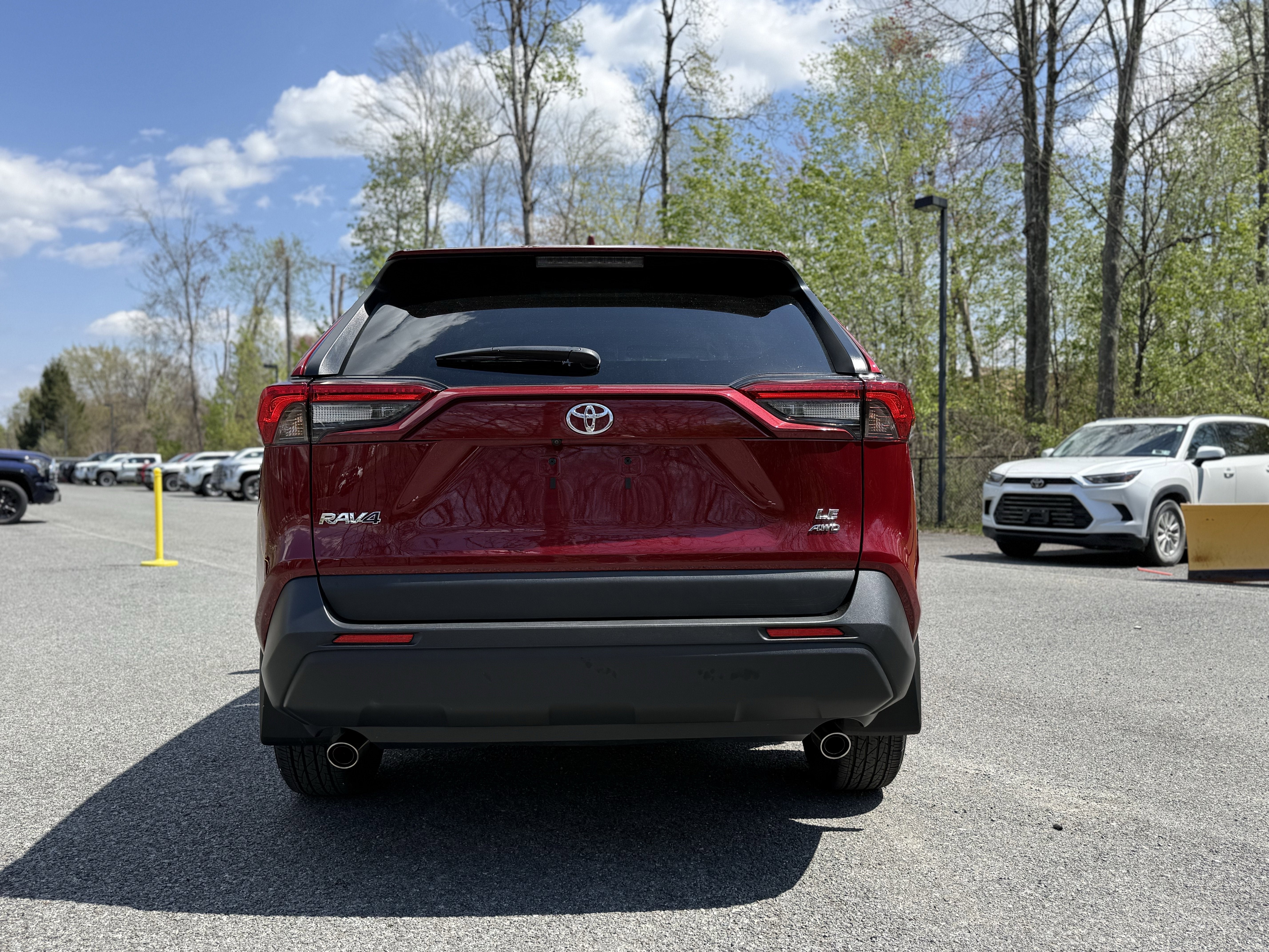 2024 Toyota RAV4 LE
